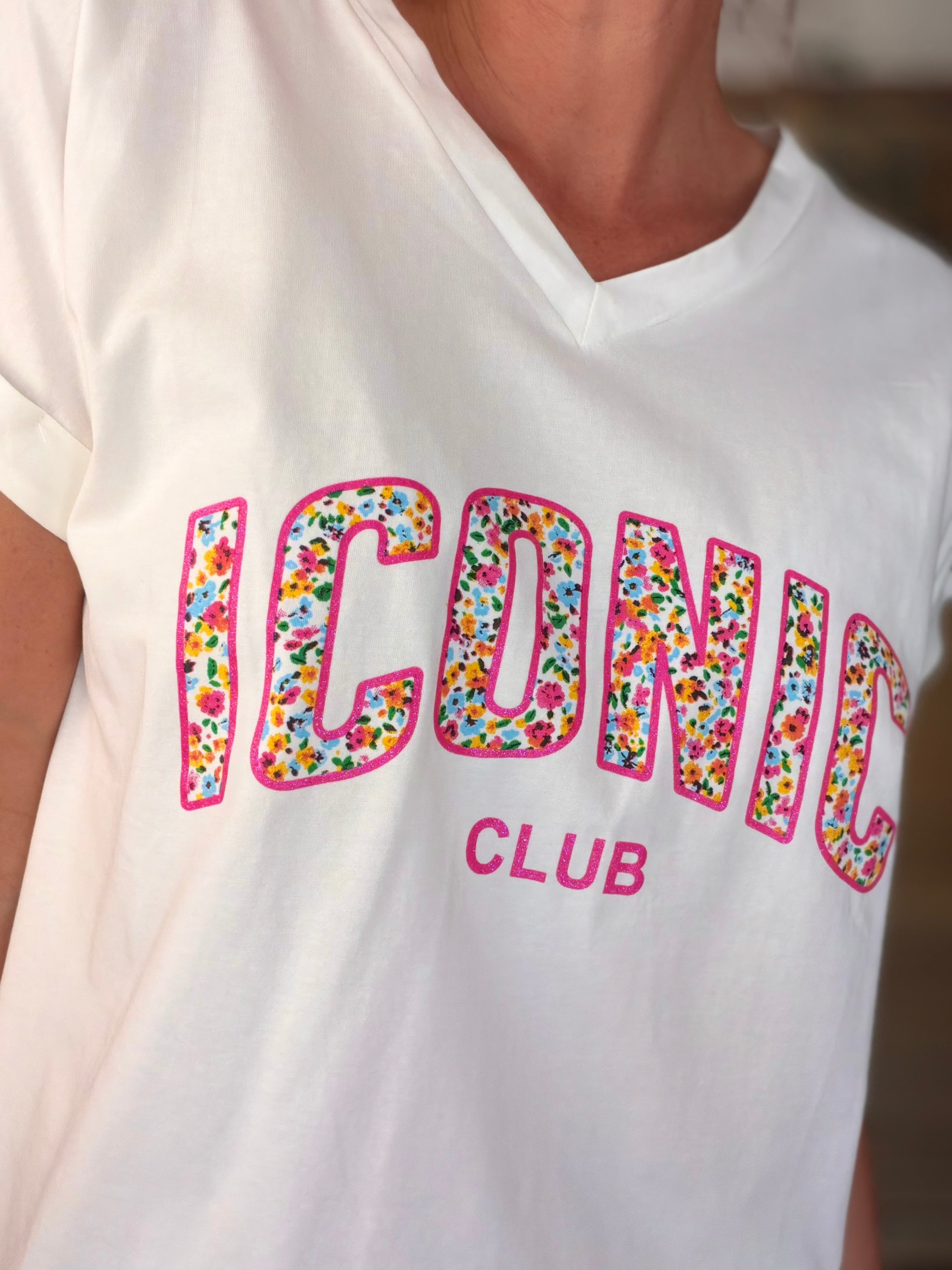 Tee shirt col V ICONIC club fleuri OLYMPE Écru