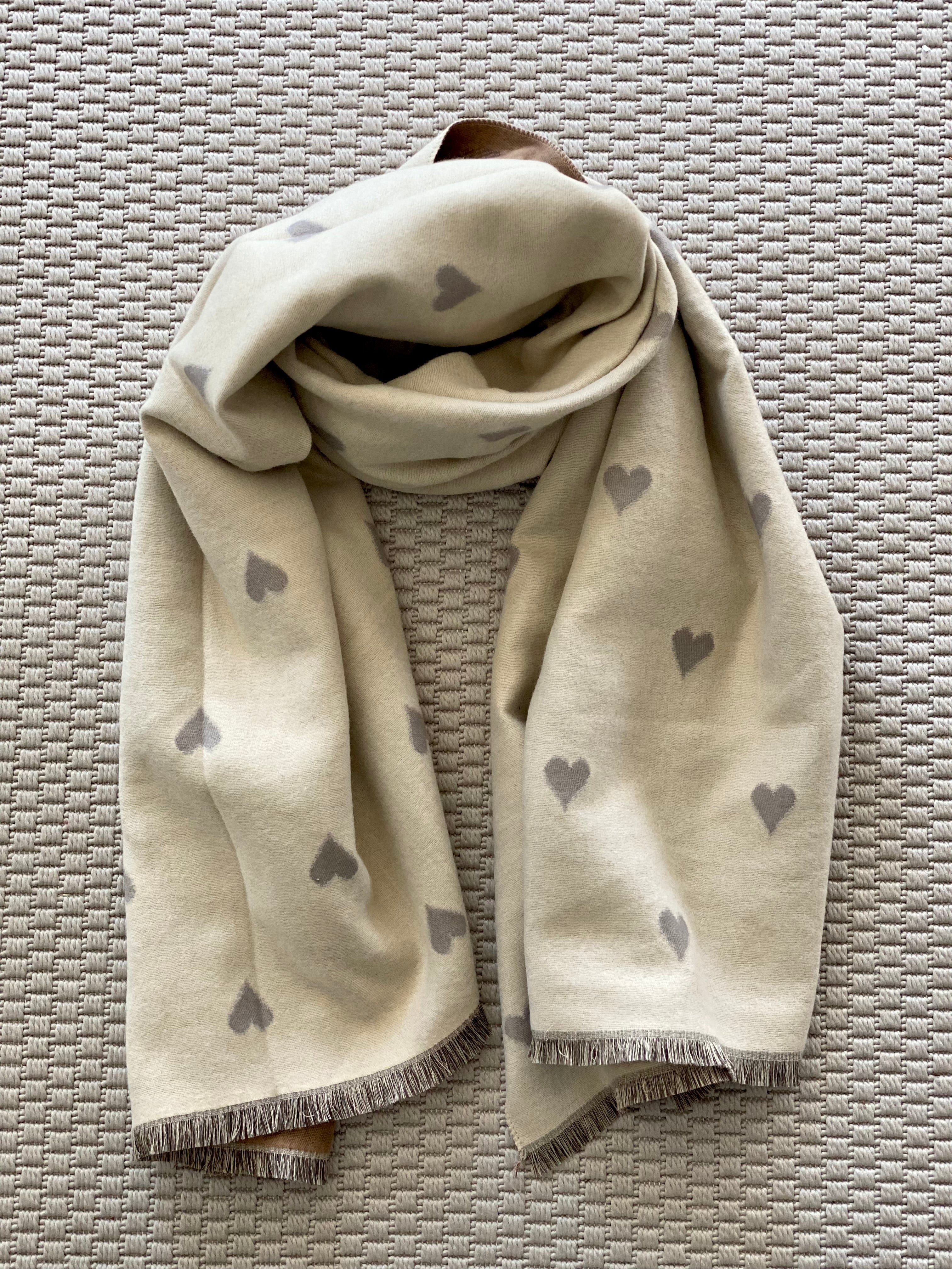 Écharpe douce gros Coeurs PAULETTE - Beige 🩶