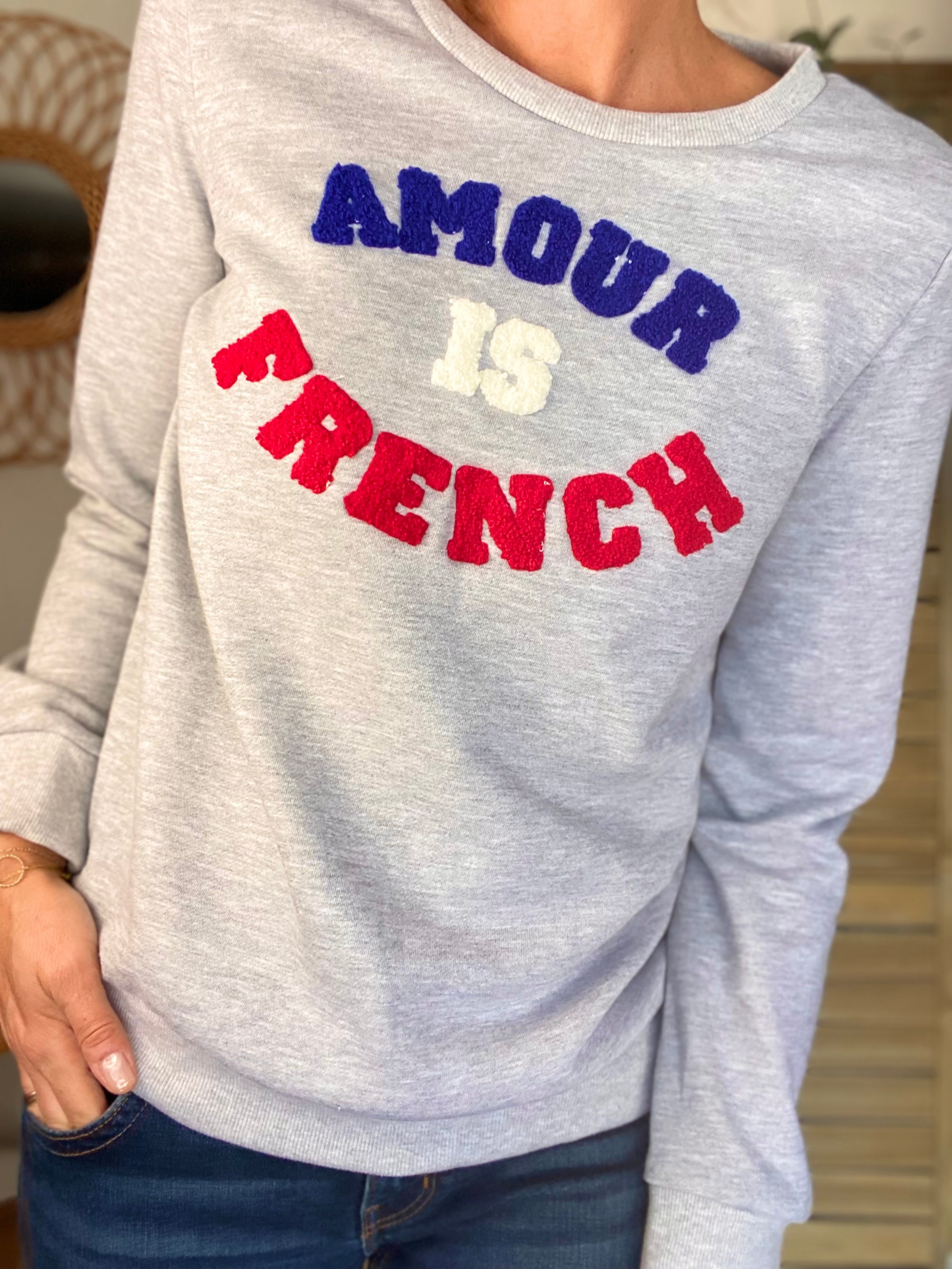 Sweat AMOUR IS FRENCH - OPHELIA - Gris / Tricolore 🇫🇷