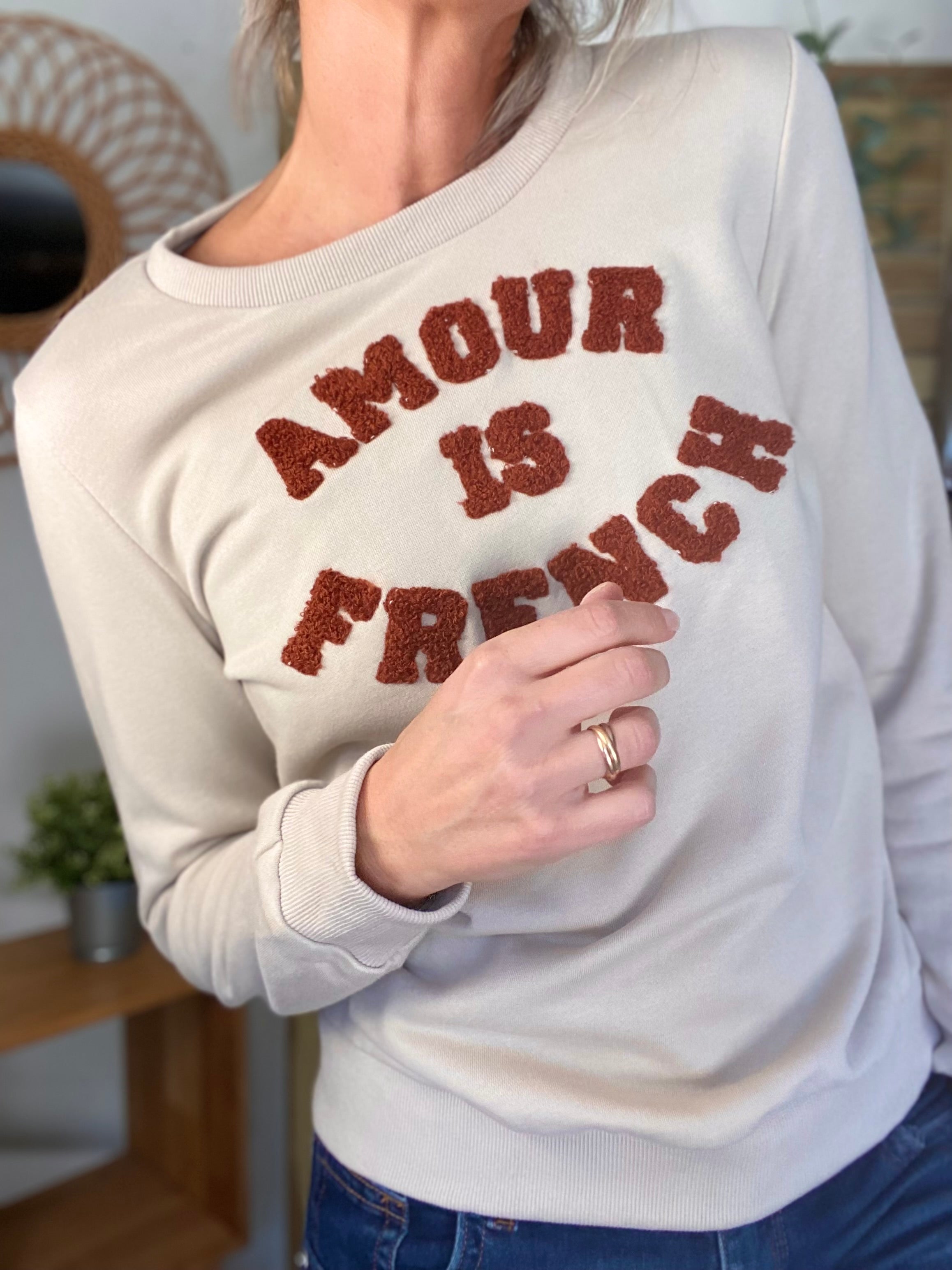 Sweat AMOUR IS FRENCH - OPHELIA - Beige / Terracotta