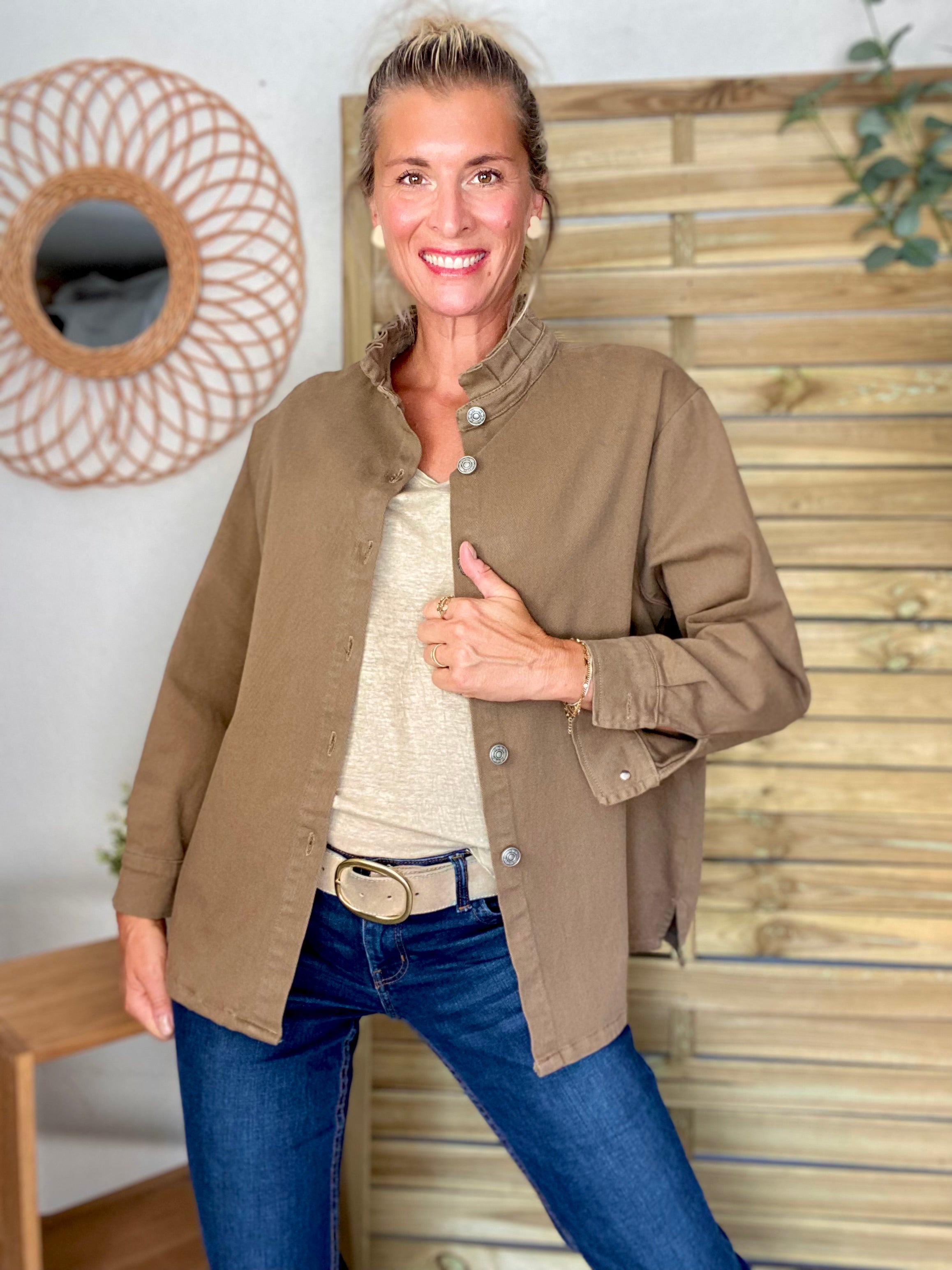 Veste / Chemise en coton, col volanté Camel foncé LISON