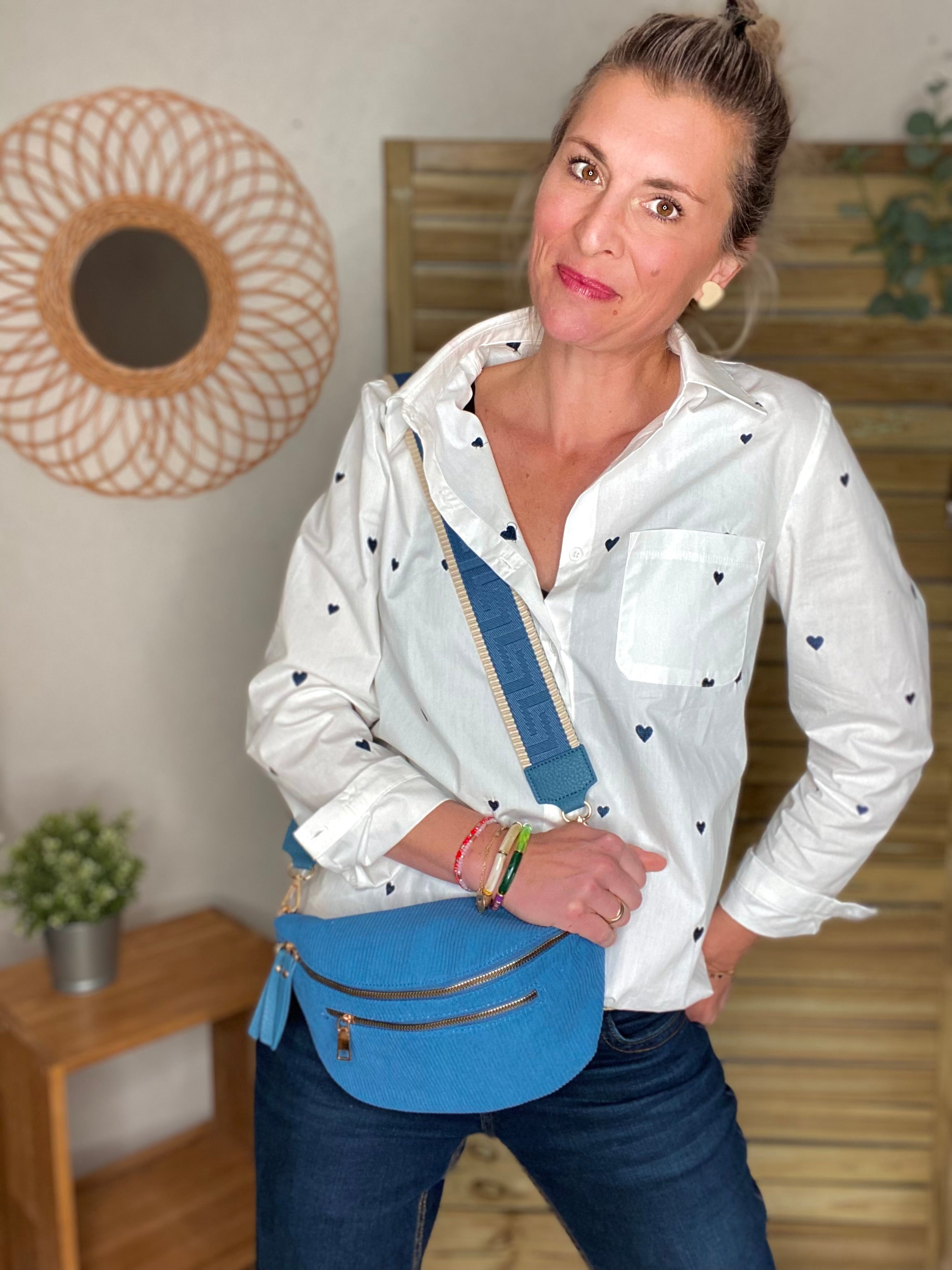 Sac banane L en velours côtelé 2 zips et sangle fantaisie - ASHLY - Bleu jean