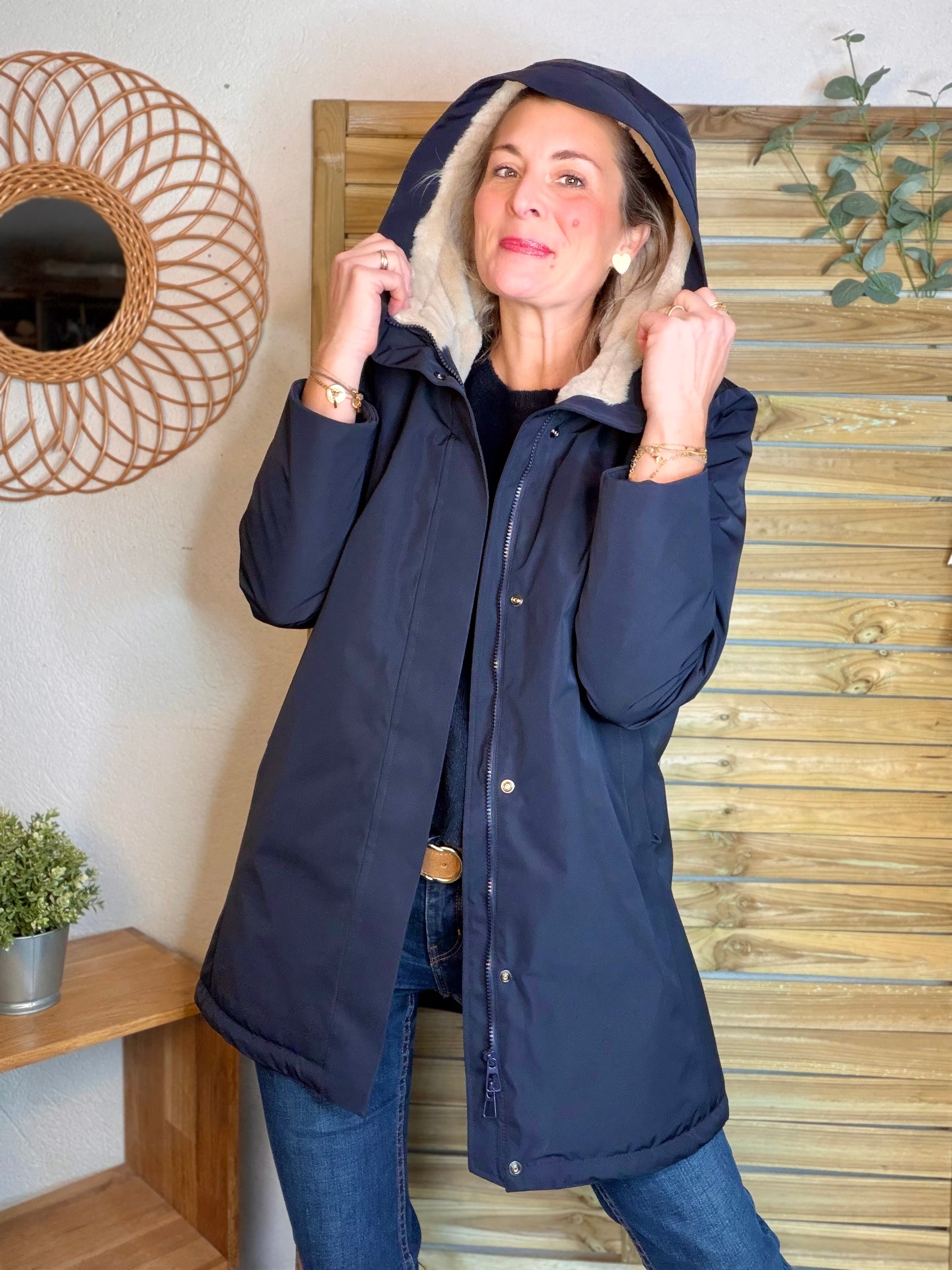 Parka fourrée imperméable AMBRE - Bleu marine / Beige - LAURA JO