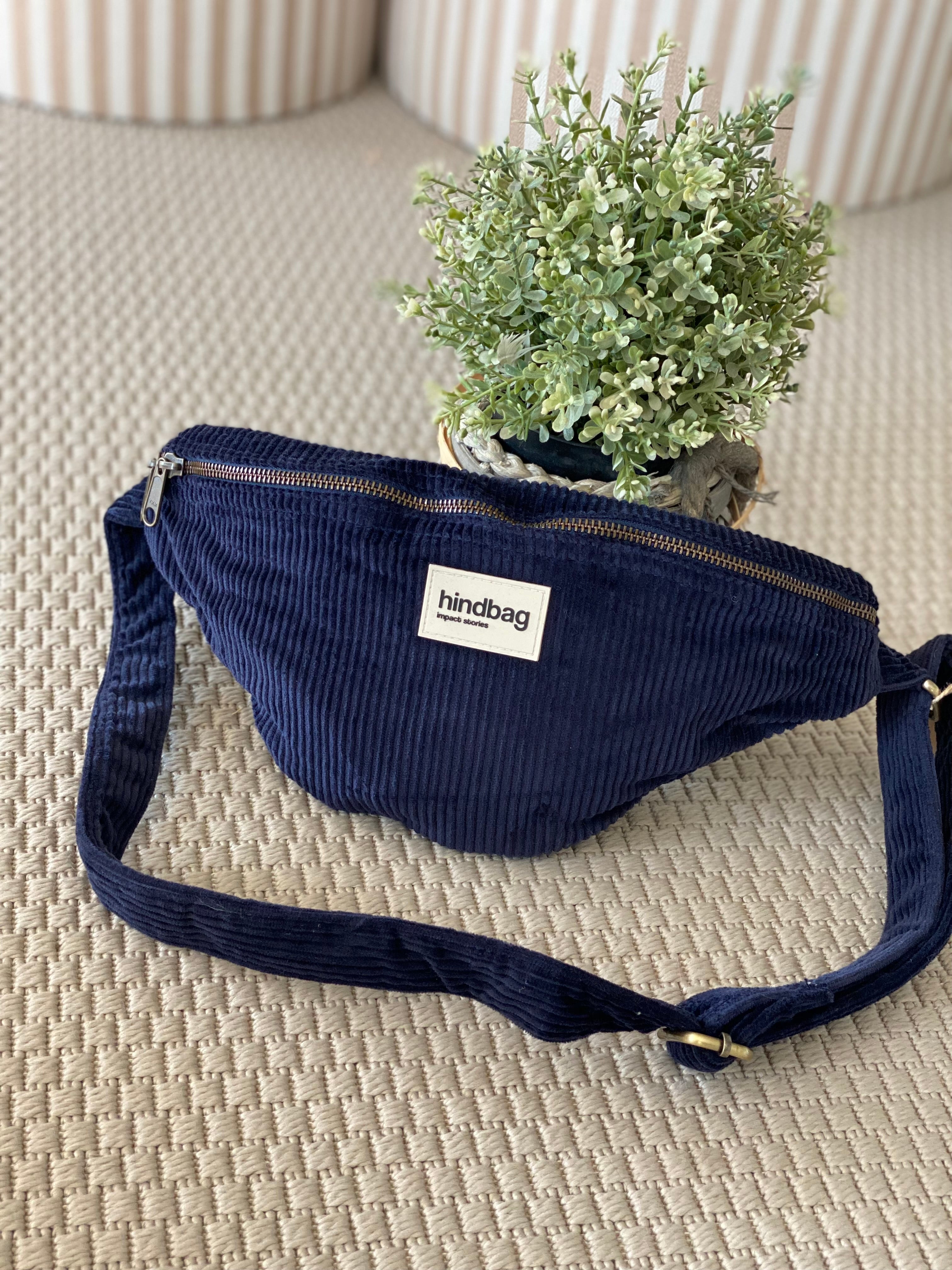 Sac banane XL HINDBAG Sasha Velours Marine
