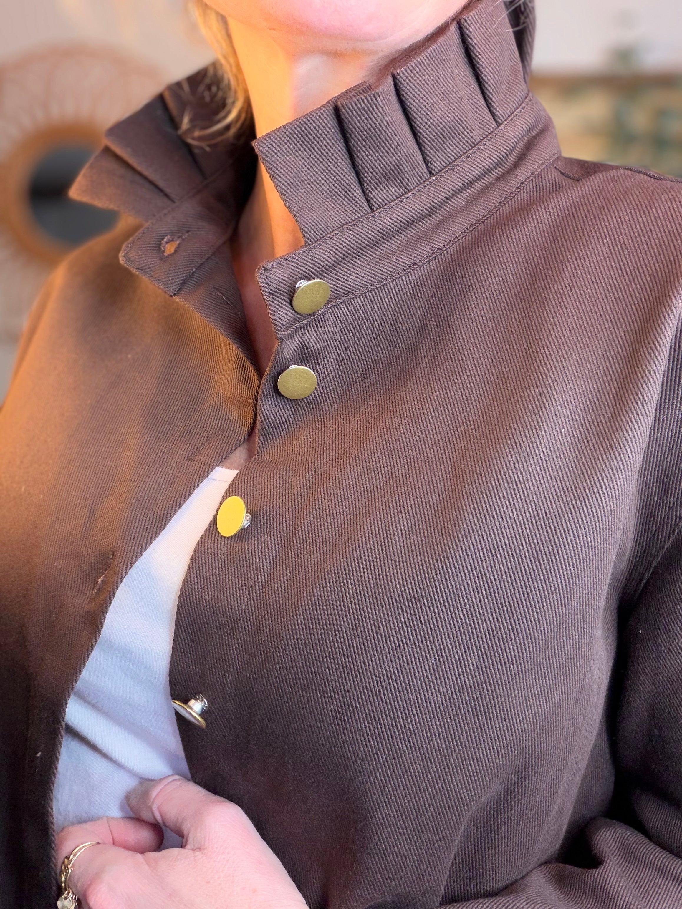 ⚡️ ARRIVAGE - Veste / Chemise en coton, col victorien volanté Beige taupe HILLARY - Choco