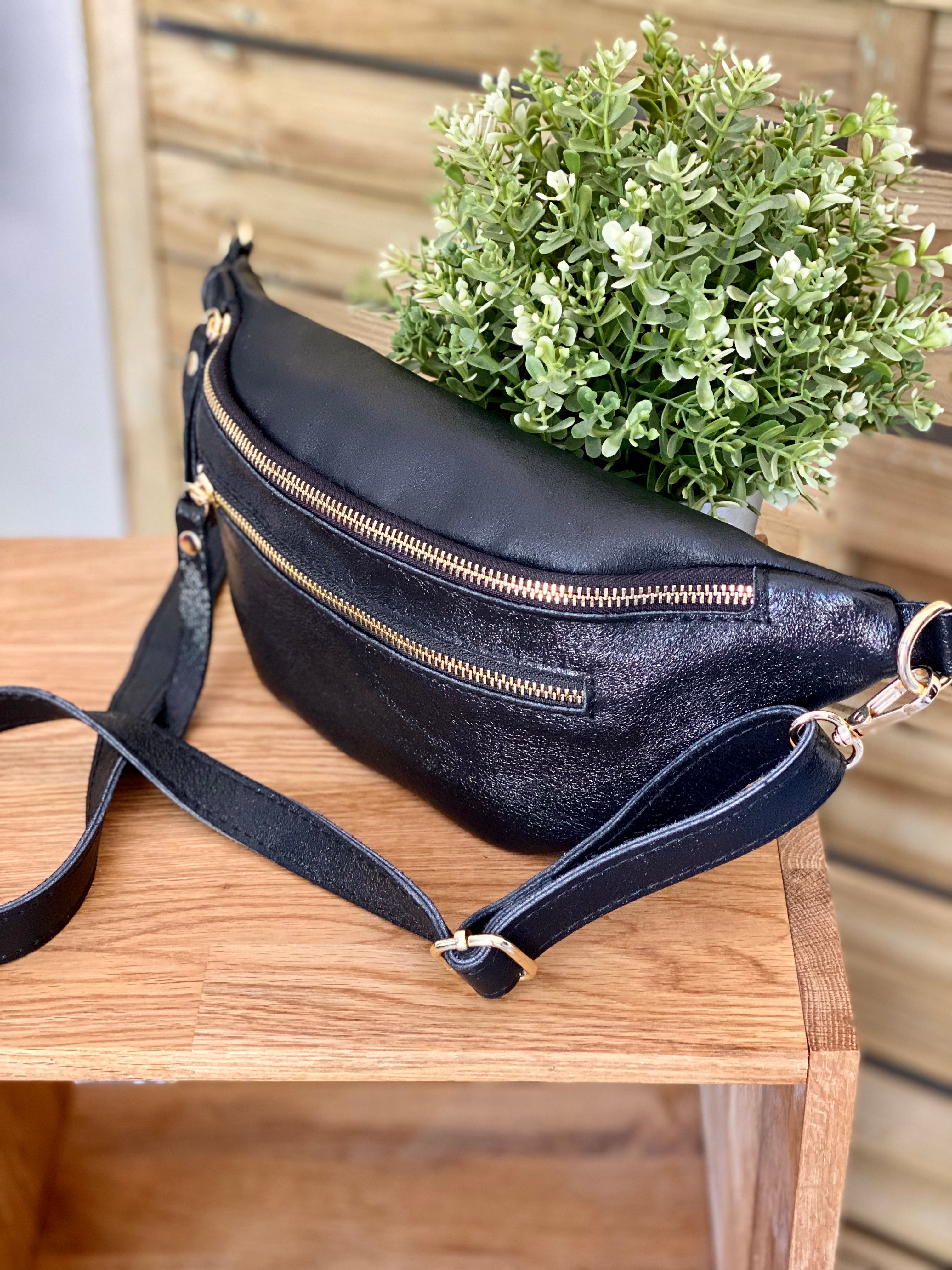 Sac banane en cuir irisé ERYN - Noir (9 coloris)