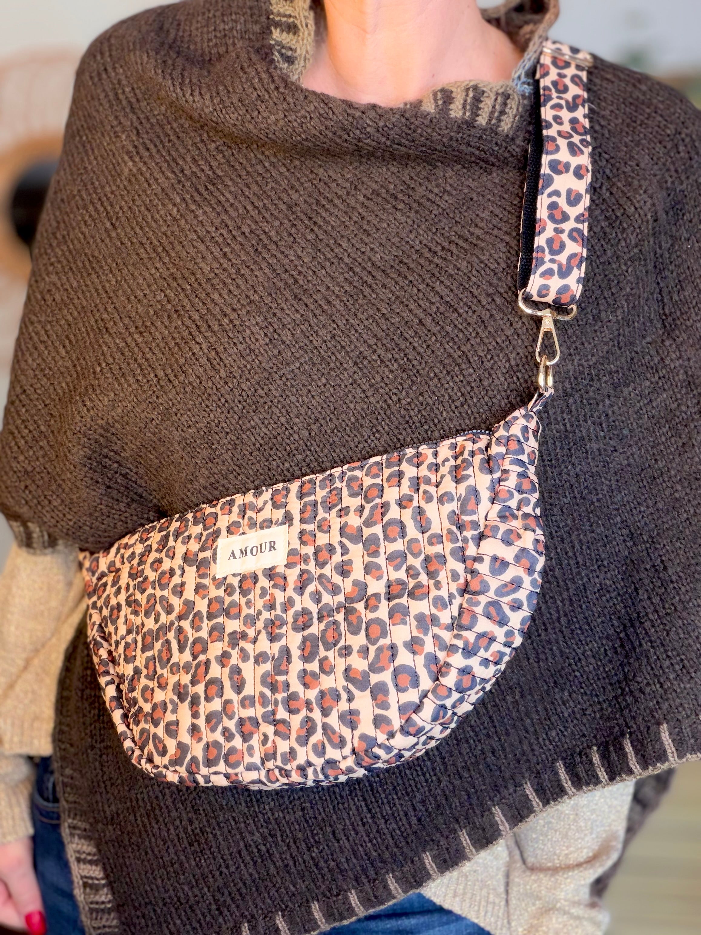 Sac demi-lune matelassé Amour JILL - Léo 🐆
