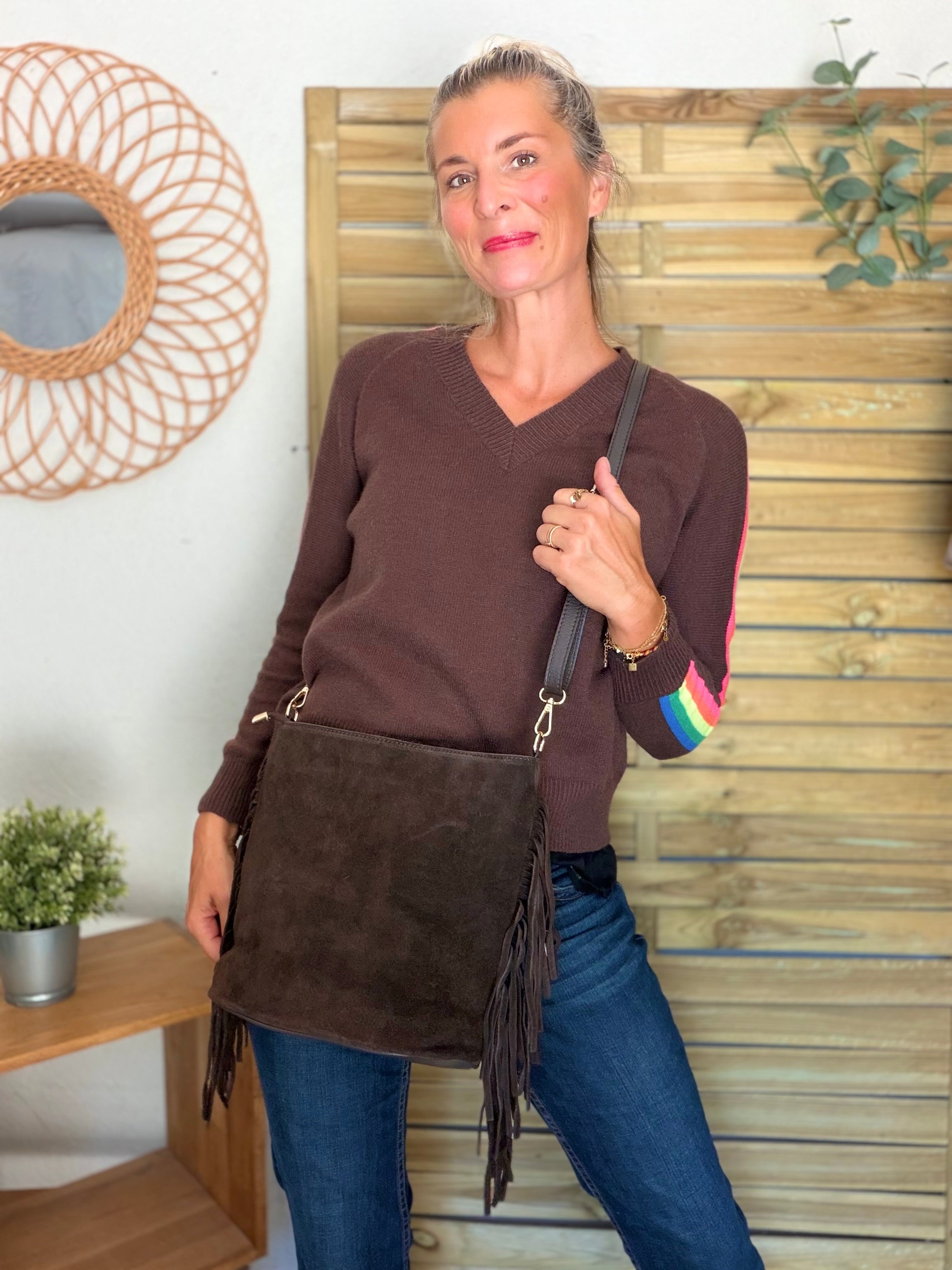 Sac seau en cuir daim avec franges KYLIE - Chocolat