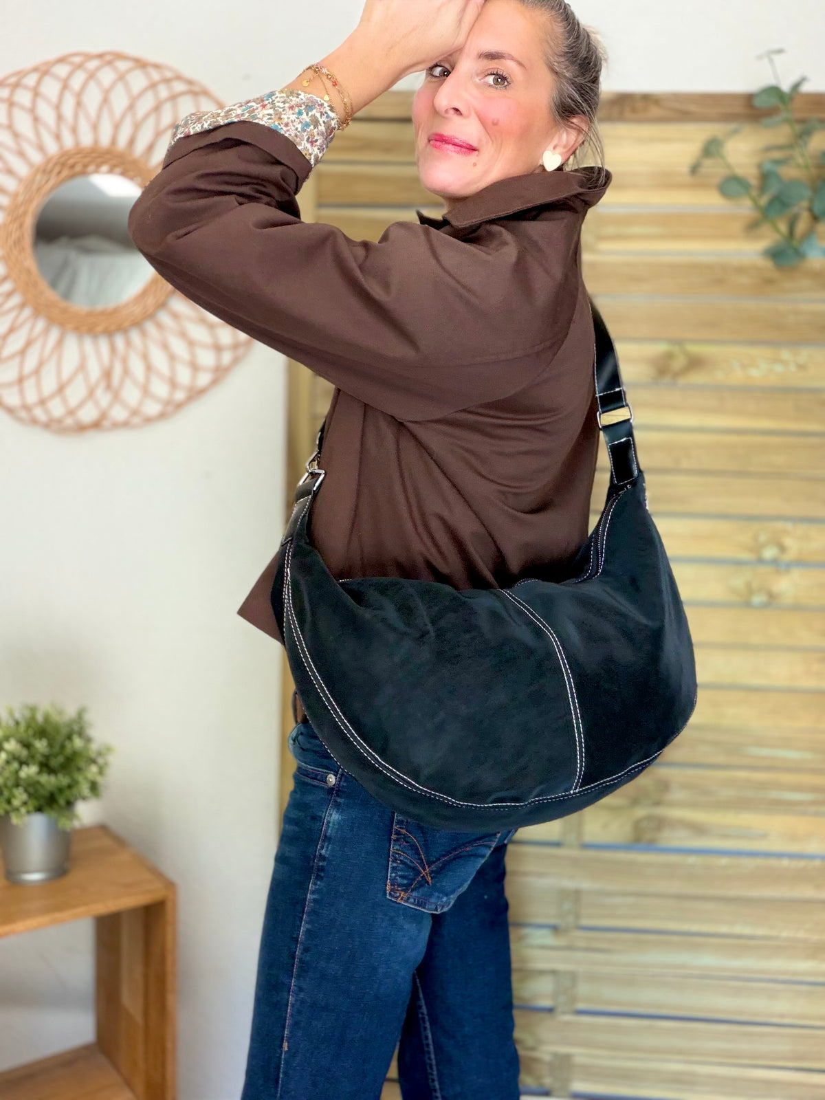 Sac besace XXL en simili cuir brossé - HAROLD Noir
