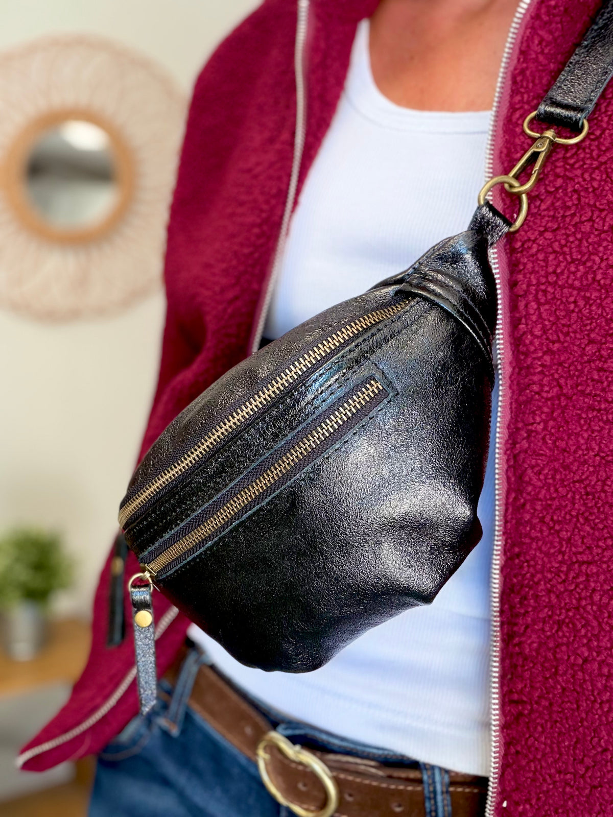 Sac banane en cuir irisé double poche - OPALE - Noir / Laiton
