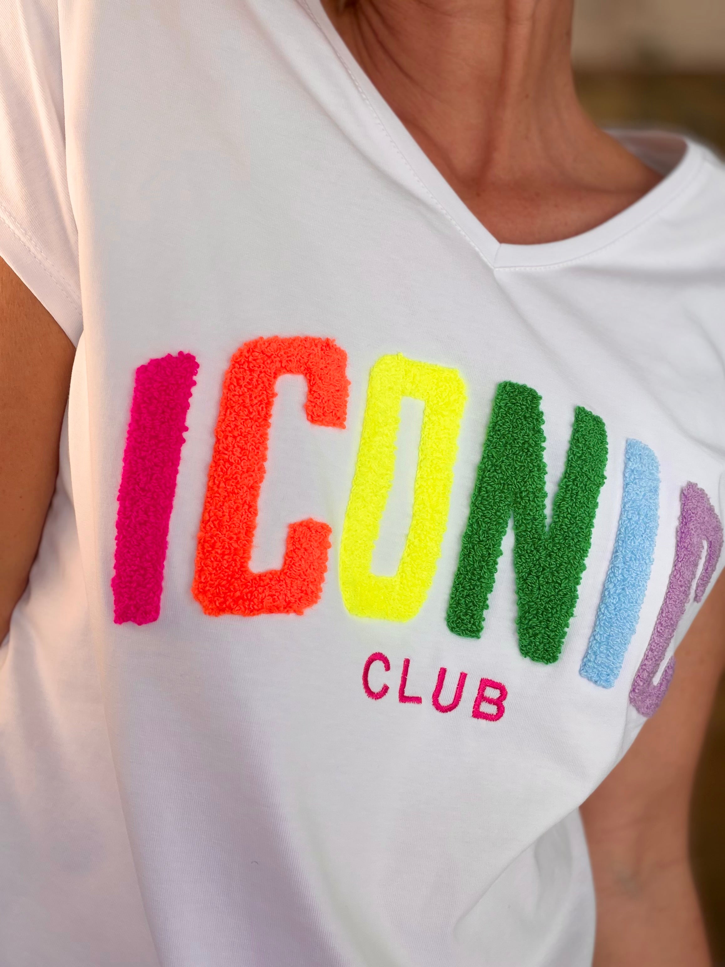 Tee shirt col V cœur ICONIC club MIRANDA Blanc