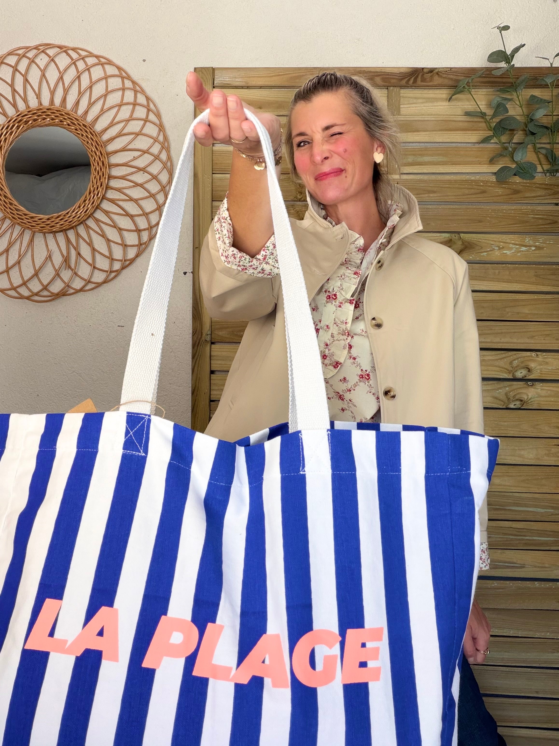 Sac week end rayé LA PLAGE - FAMILY IMPACT STORIES