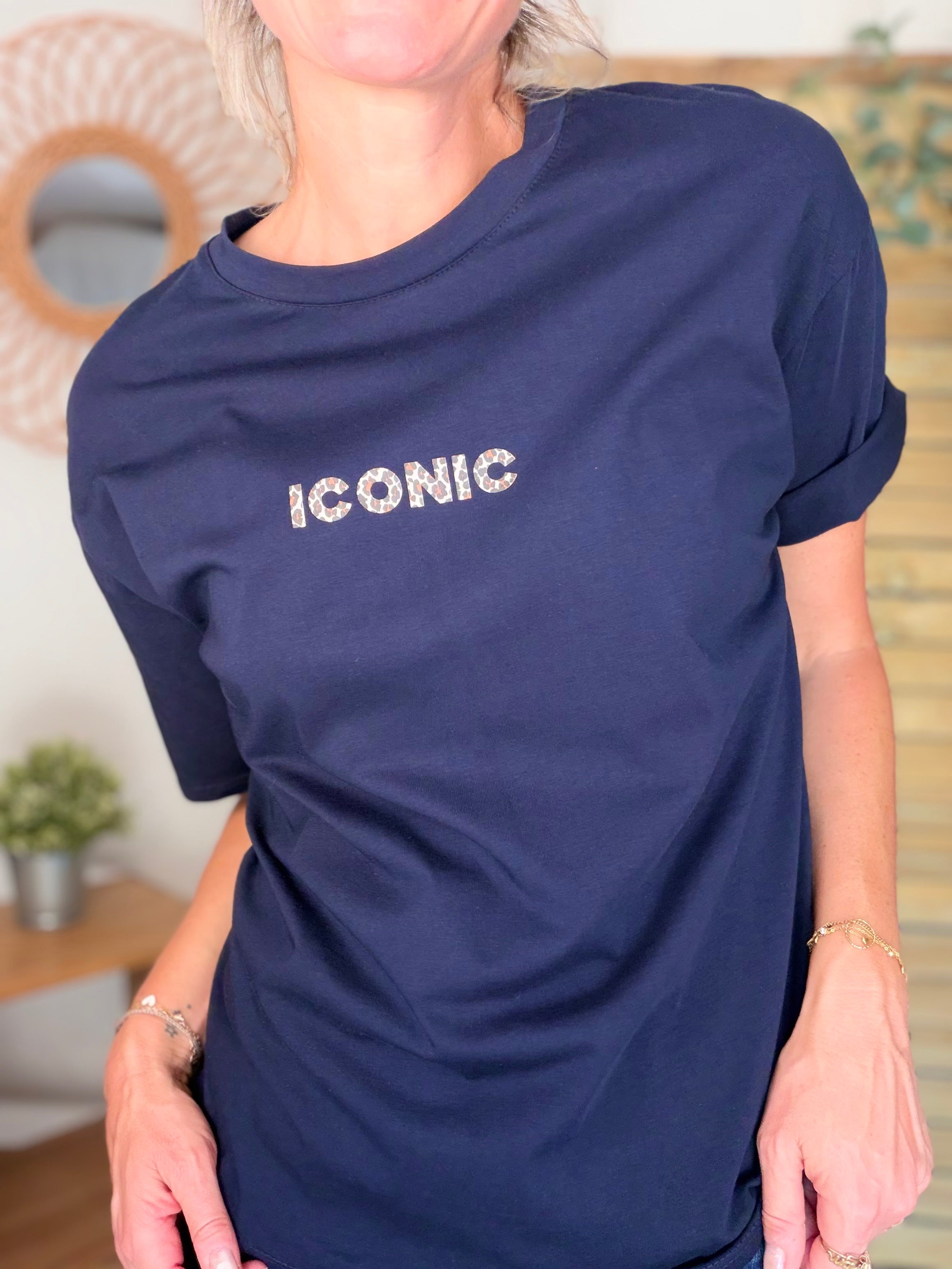 Tee shirt ICONIC Léo LÉONA Bleu marine
