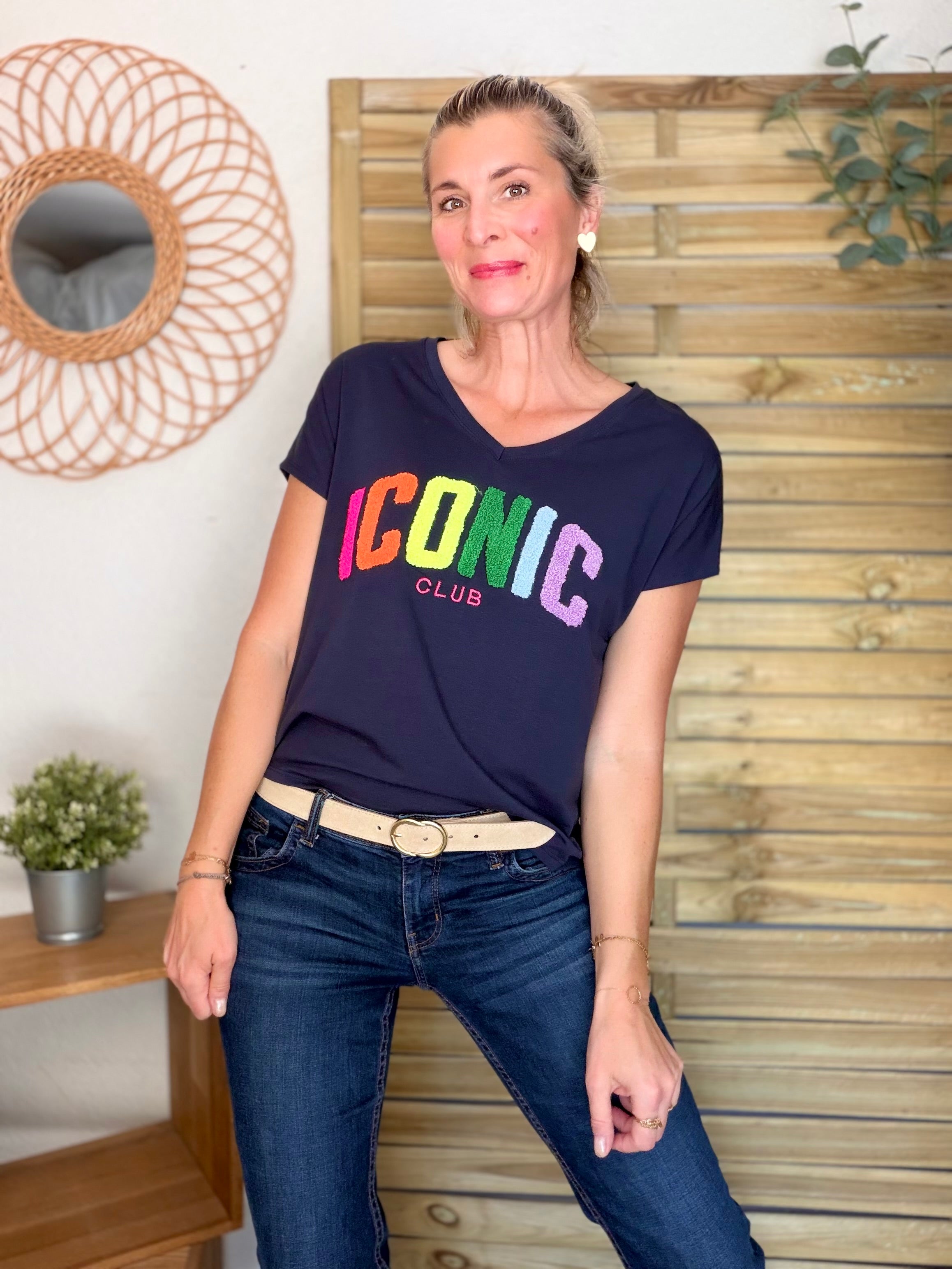 Tee shirt col V ICONIC club MIRANDA Bleu marine