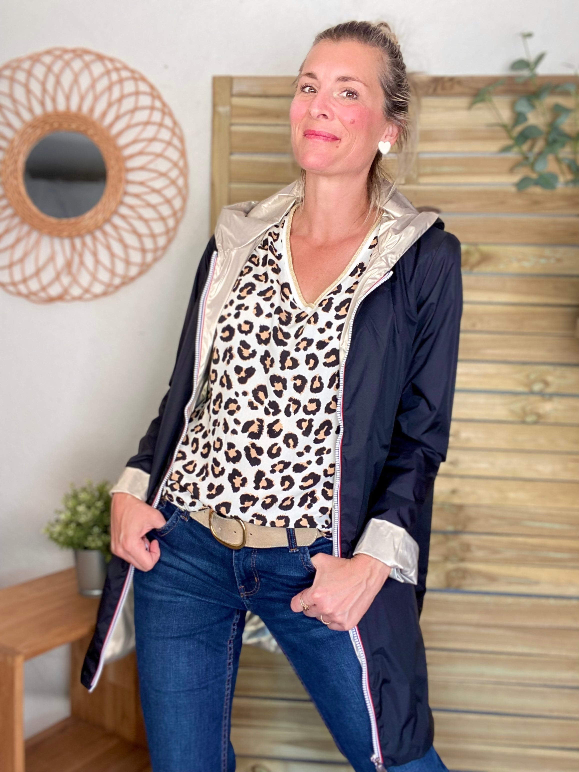 Top imprimé Léo col V avec lurex MISHA - Noir