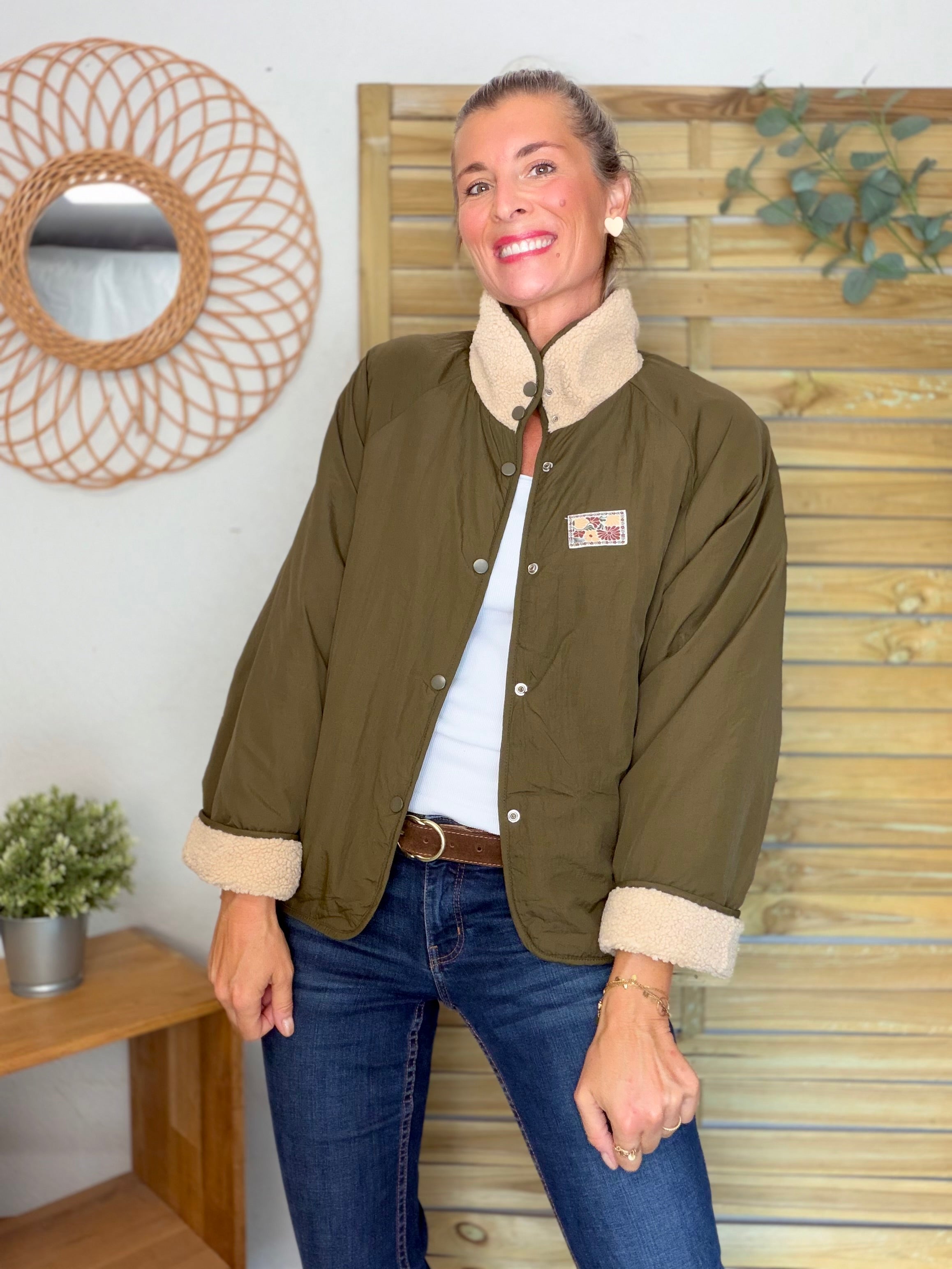 Veste matelassée réversible Sherpa AMÉLIE Kaki / Beige