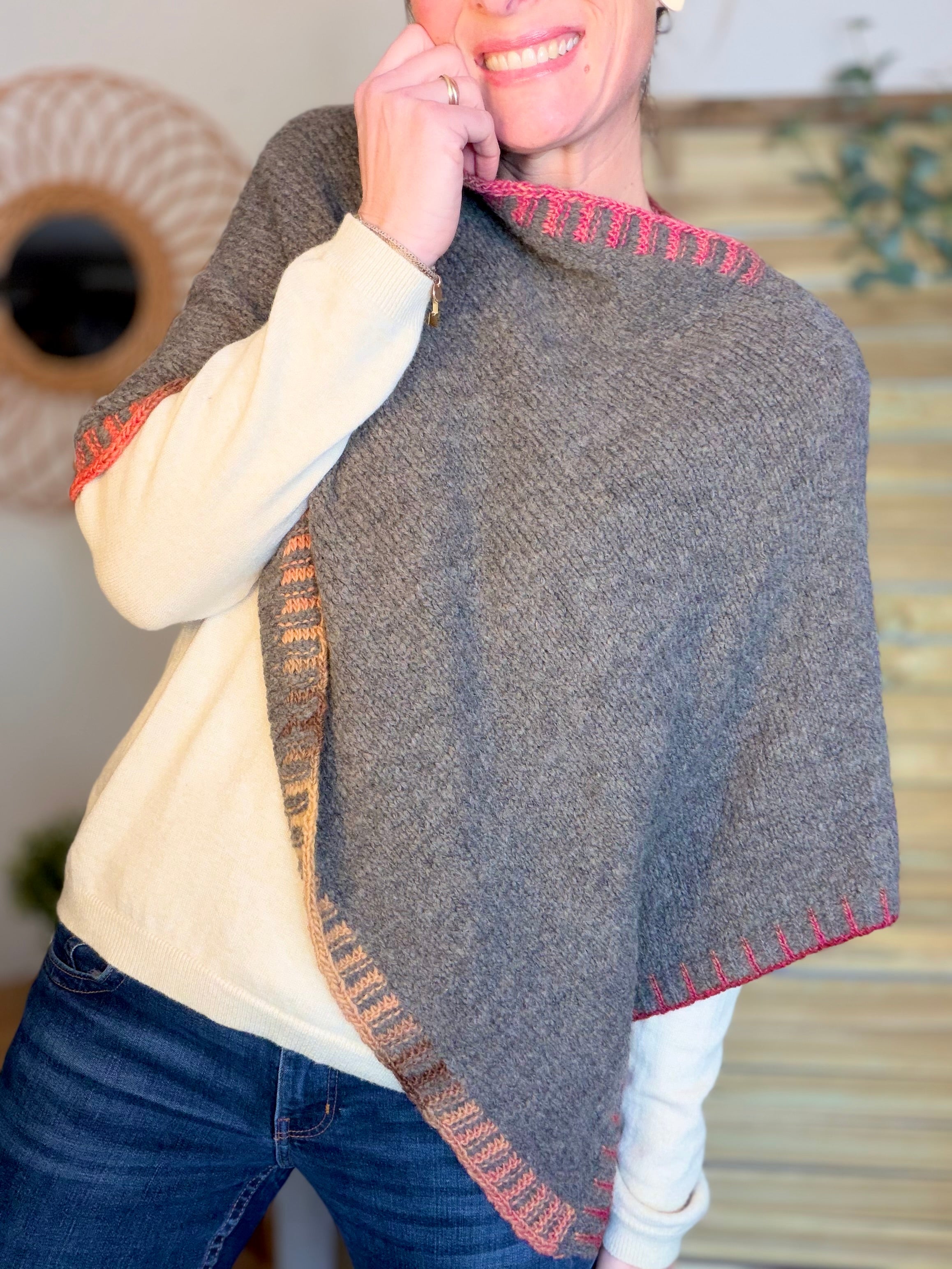 Poncho asymétrique GISÈLE - Taupe