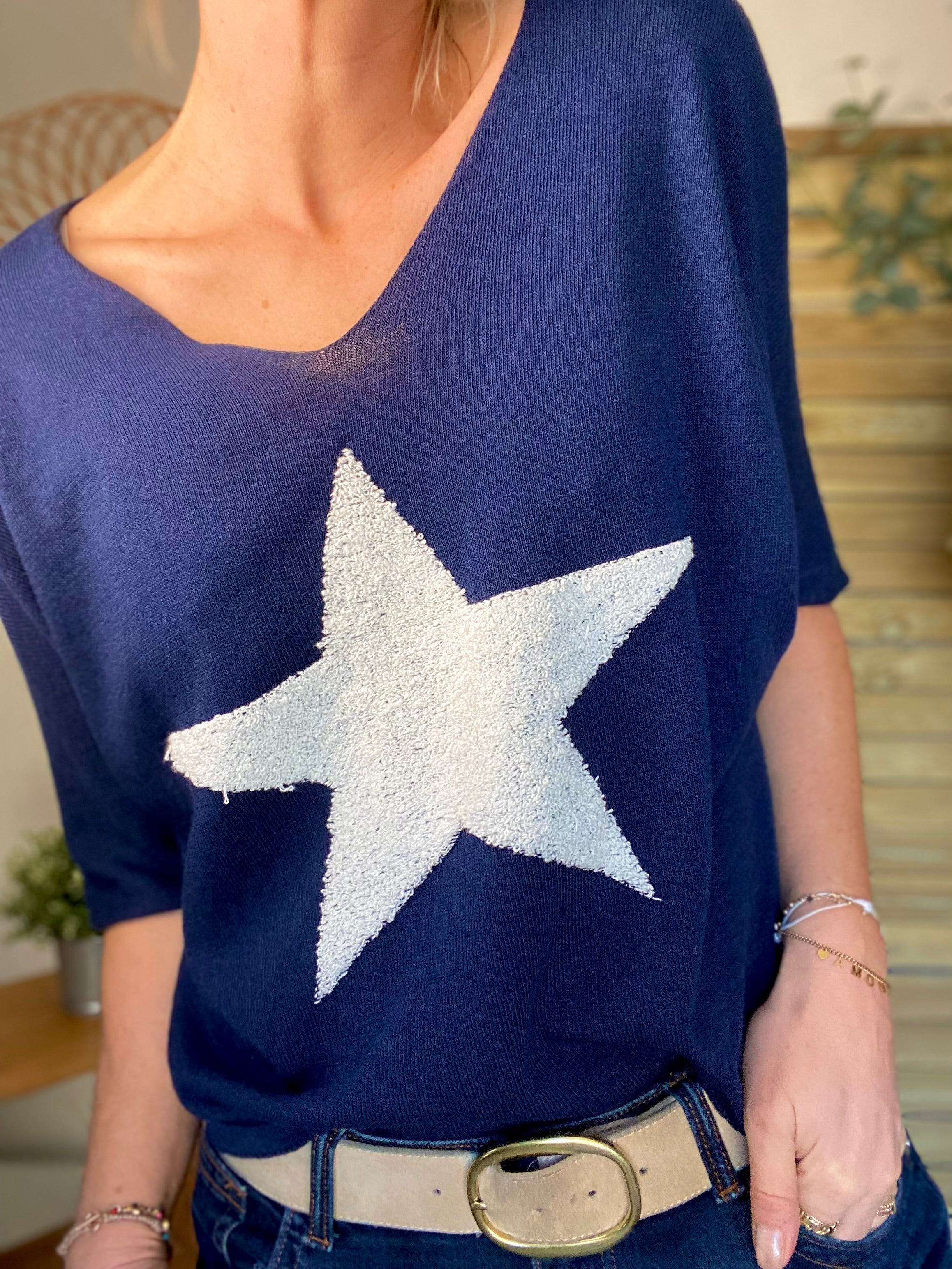 Pull fin Étoile ⭐️ col V PÉNÉLOPE - Bleu marine