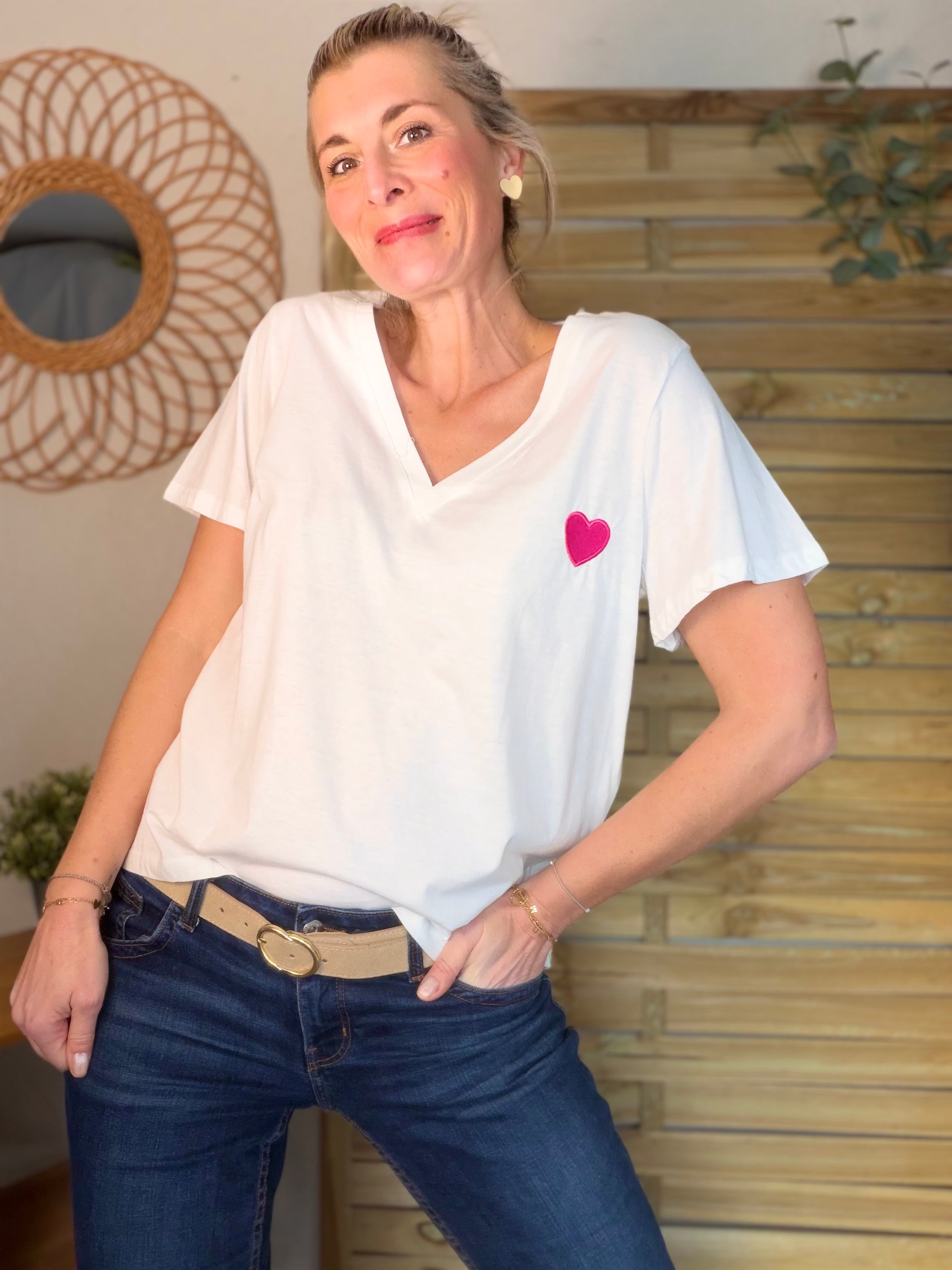 Tee shirt col V cœur brodé doré 💛 DITA Vieux rose