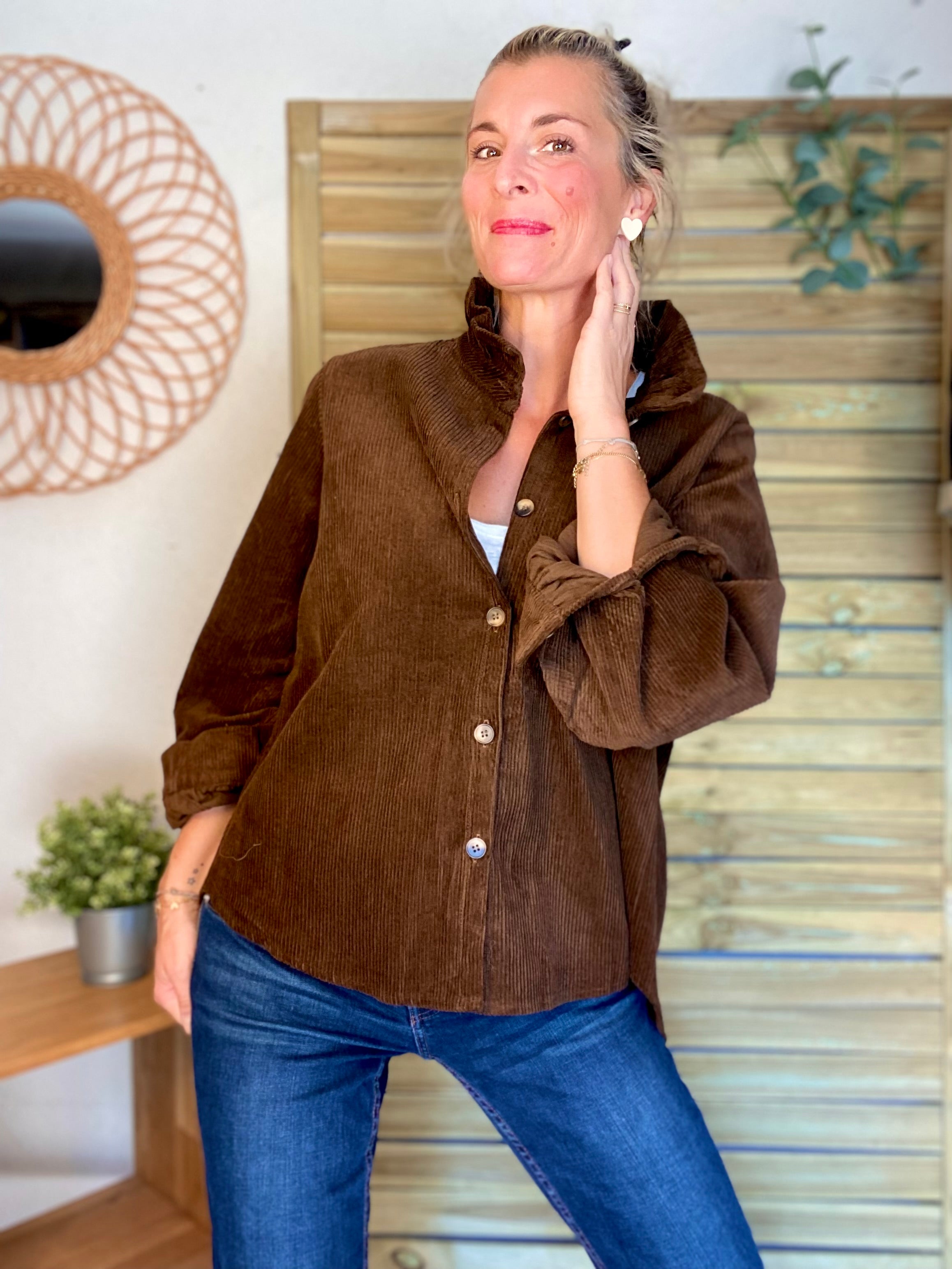 Veste / Chemise en coton, col victorien volanté YVONNE - Velours Chocolat