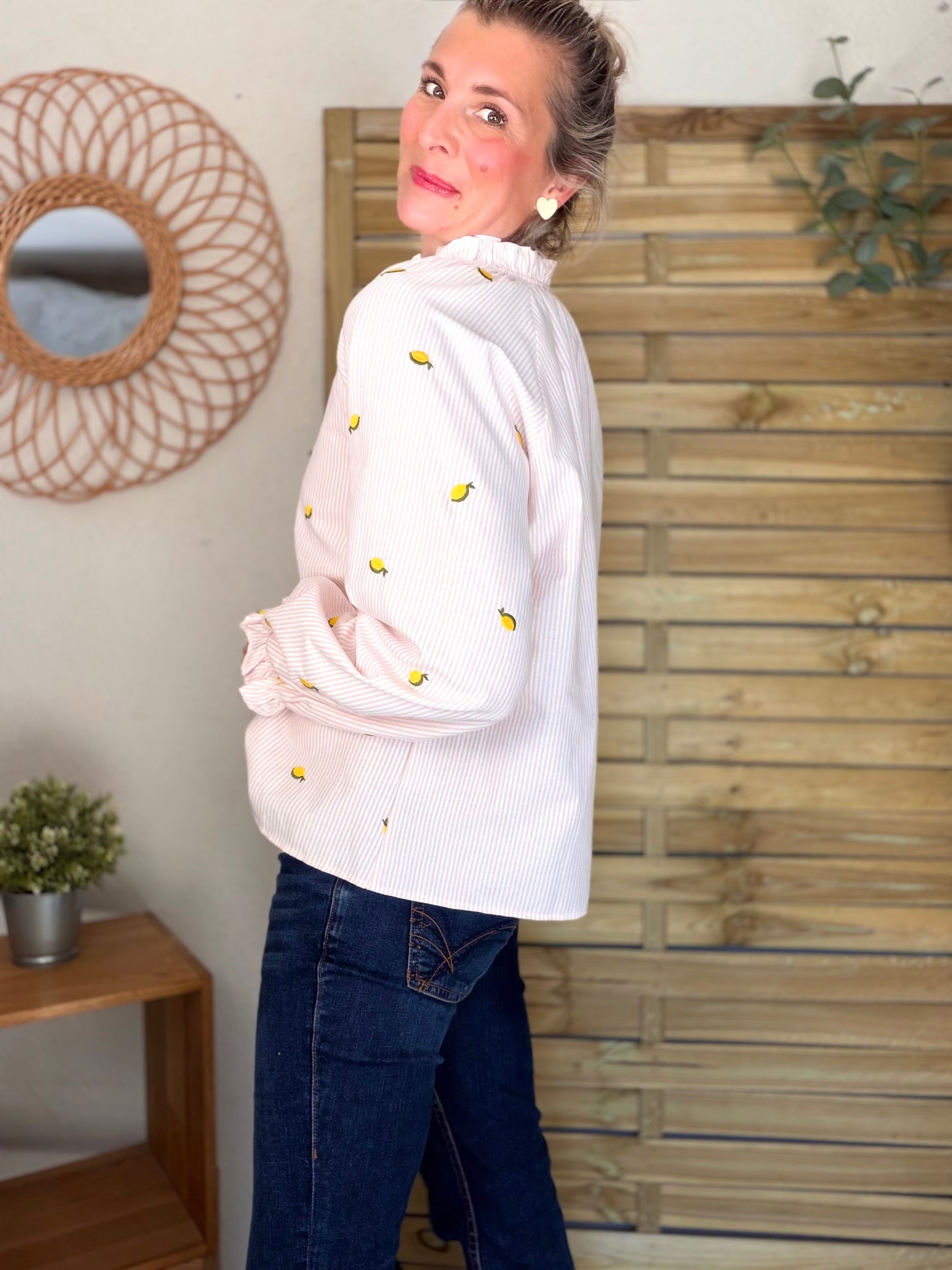 Blouse rayée rose avec citrons brodés 🍋 NICOLE