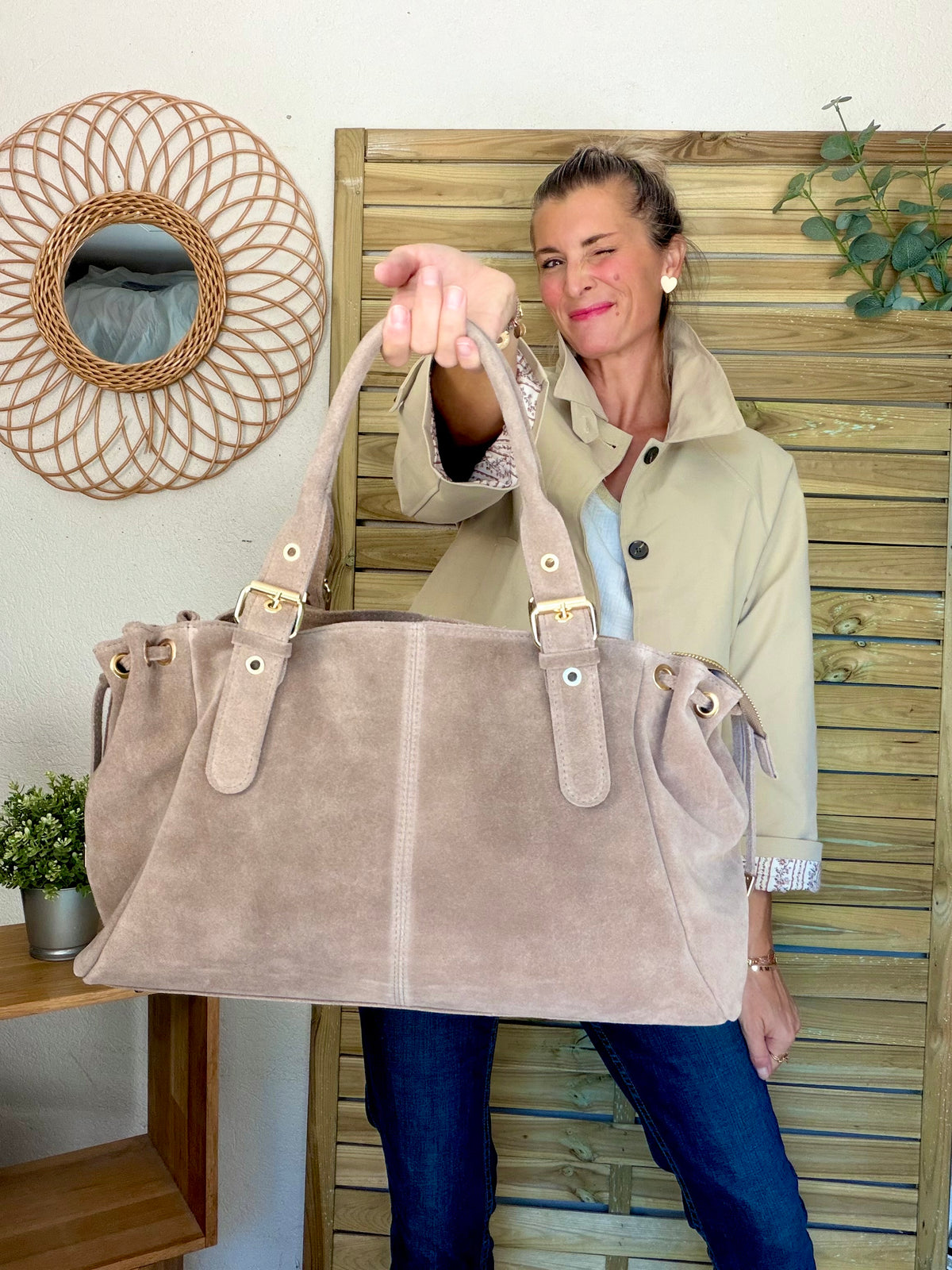 Sac cabas XL en cuir daim • JASPER Taupe