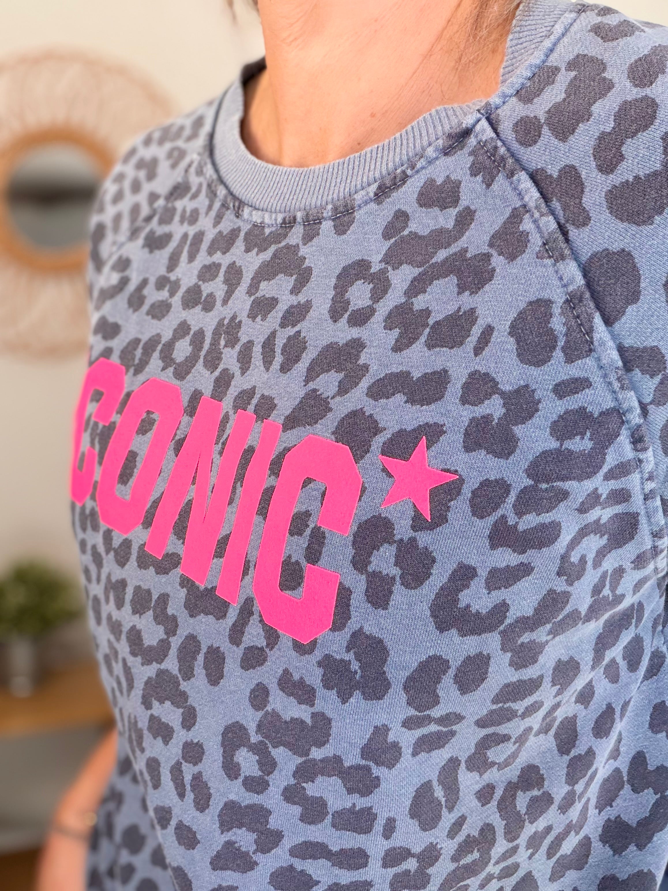 Sweat ICONIC Léo - ANGELA Bleu pétrole