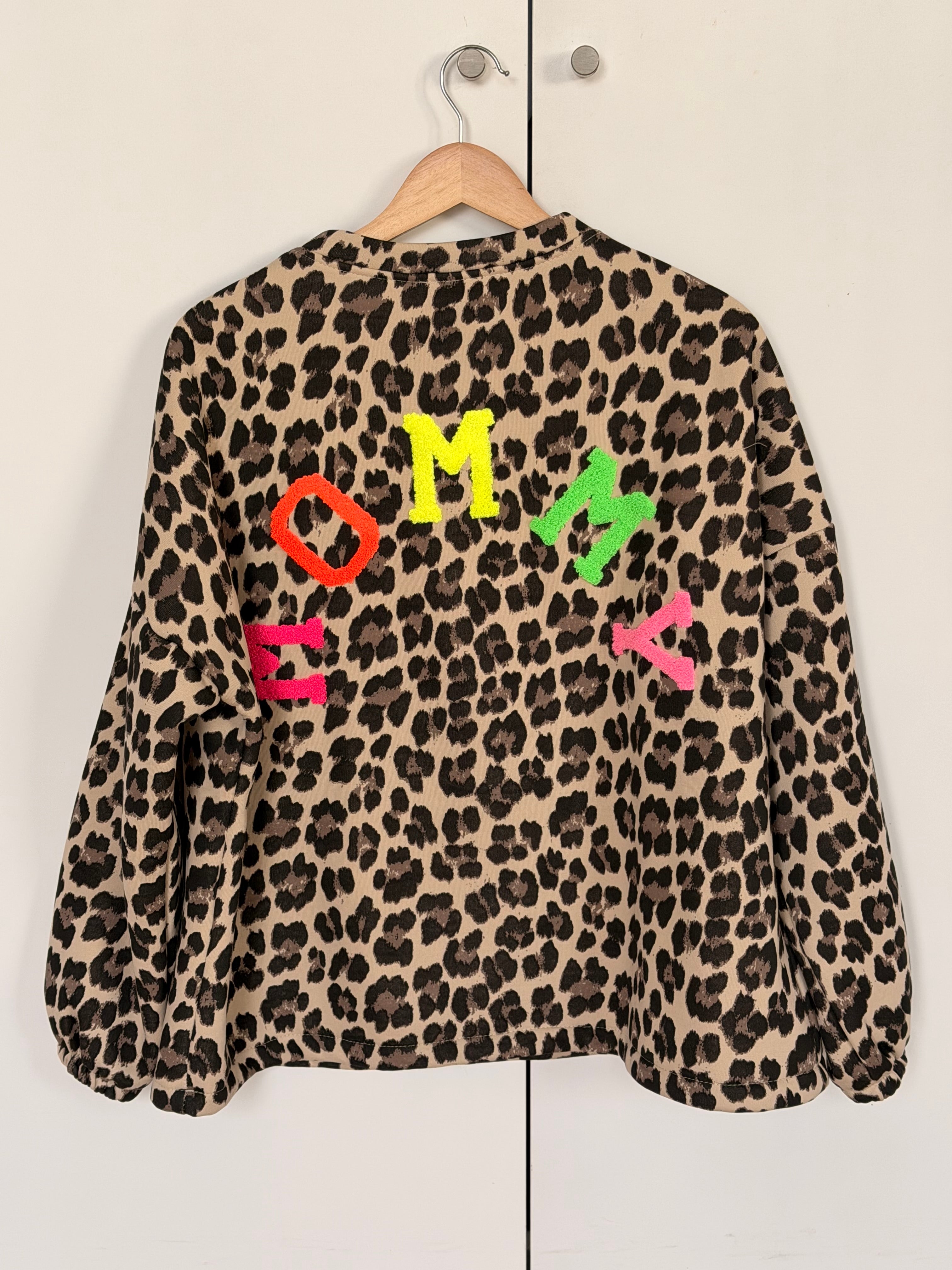 Sweat molleton oversized MOMMY multicolore - MIKA Léo 🐆