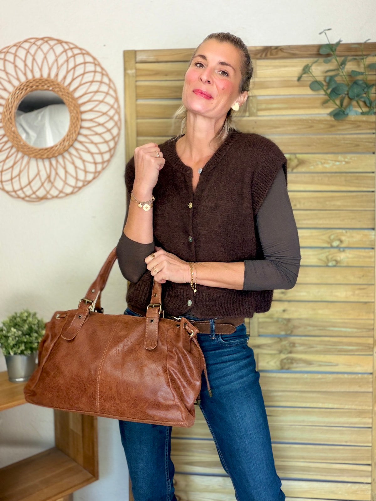 Gilet sans manche en maille laine et mohair AVERY Chocolat