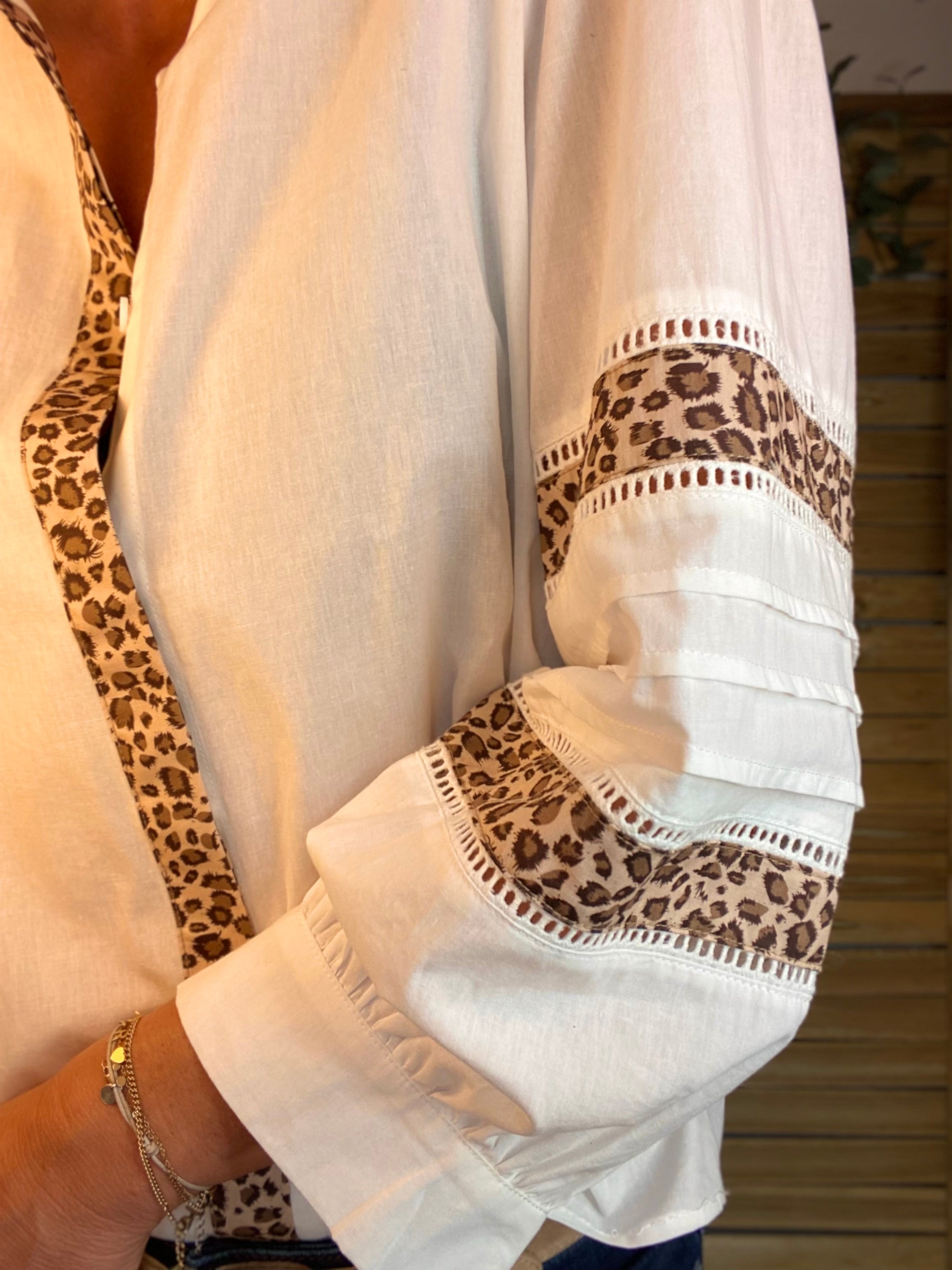 ⚡️ ARRIVAGE - Chemise coton détails Léo 🐆 SCARLETT Blanc