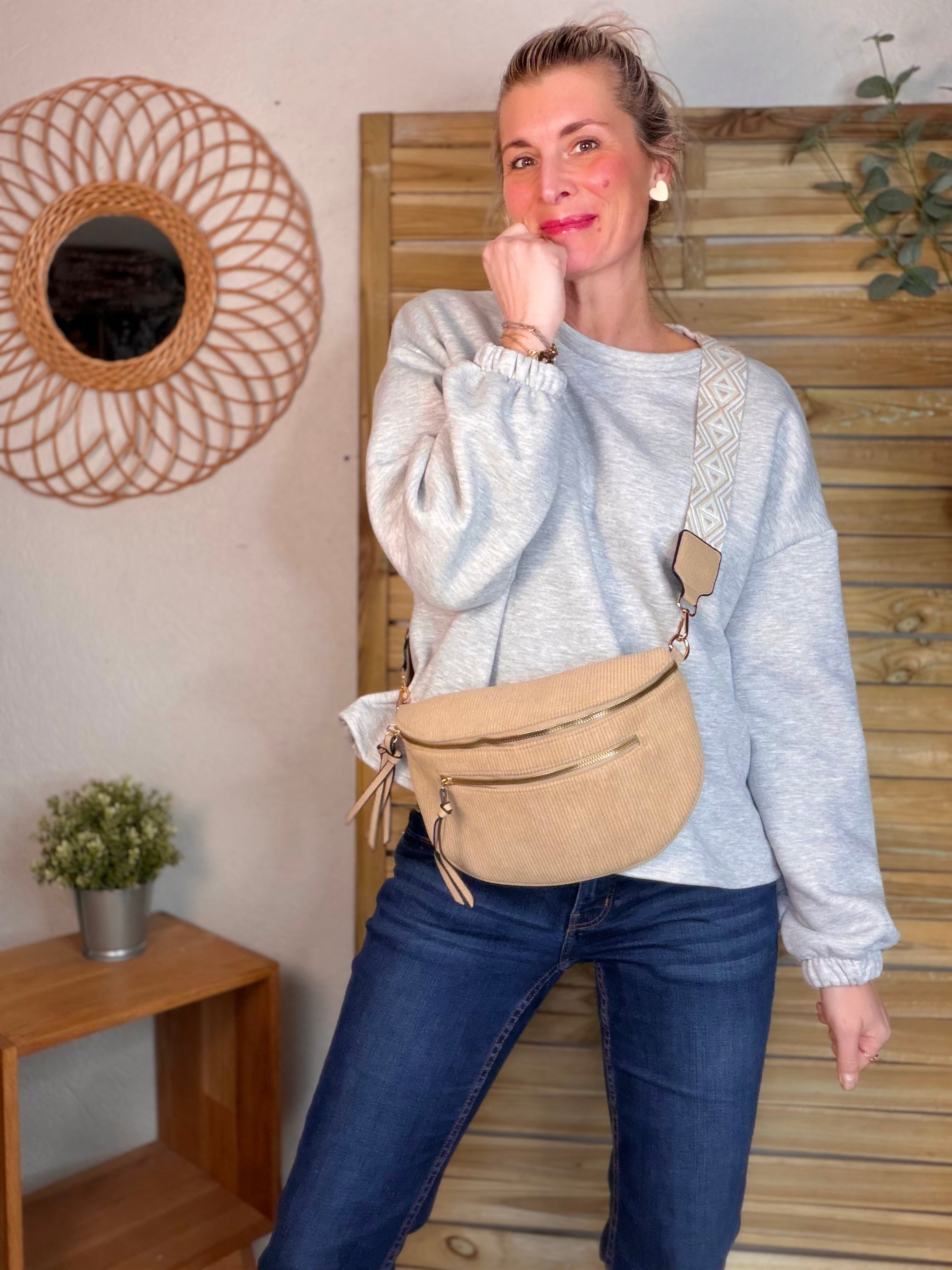 Sac banane en velours côtelé, sangle fantaisie - KATY - Camel clair