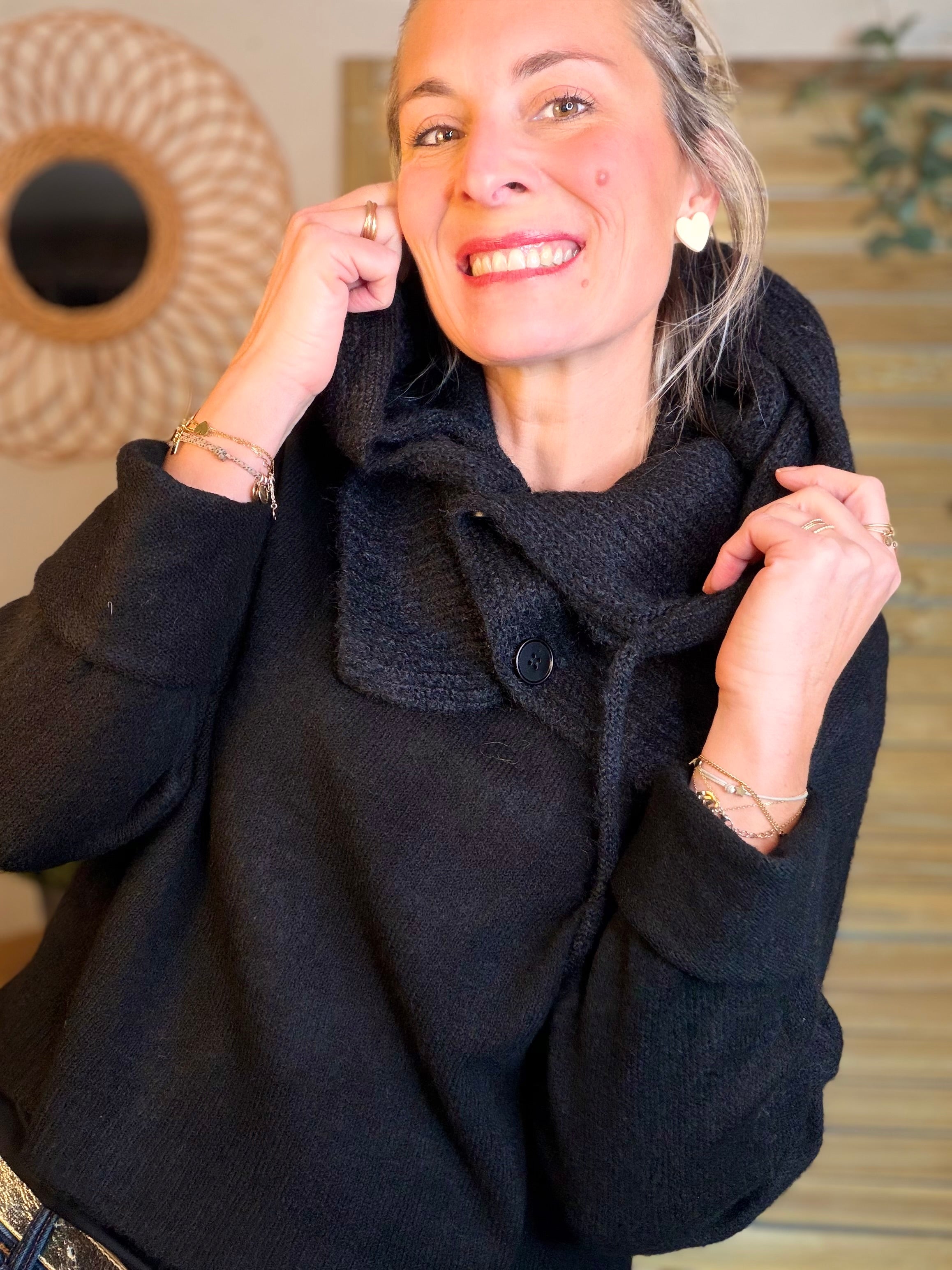 Col cagoule LORIE en maille avec bouton - Noir