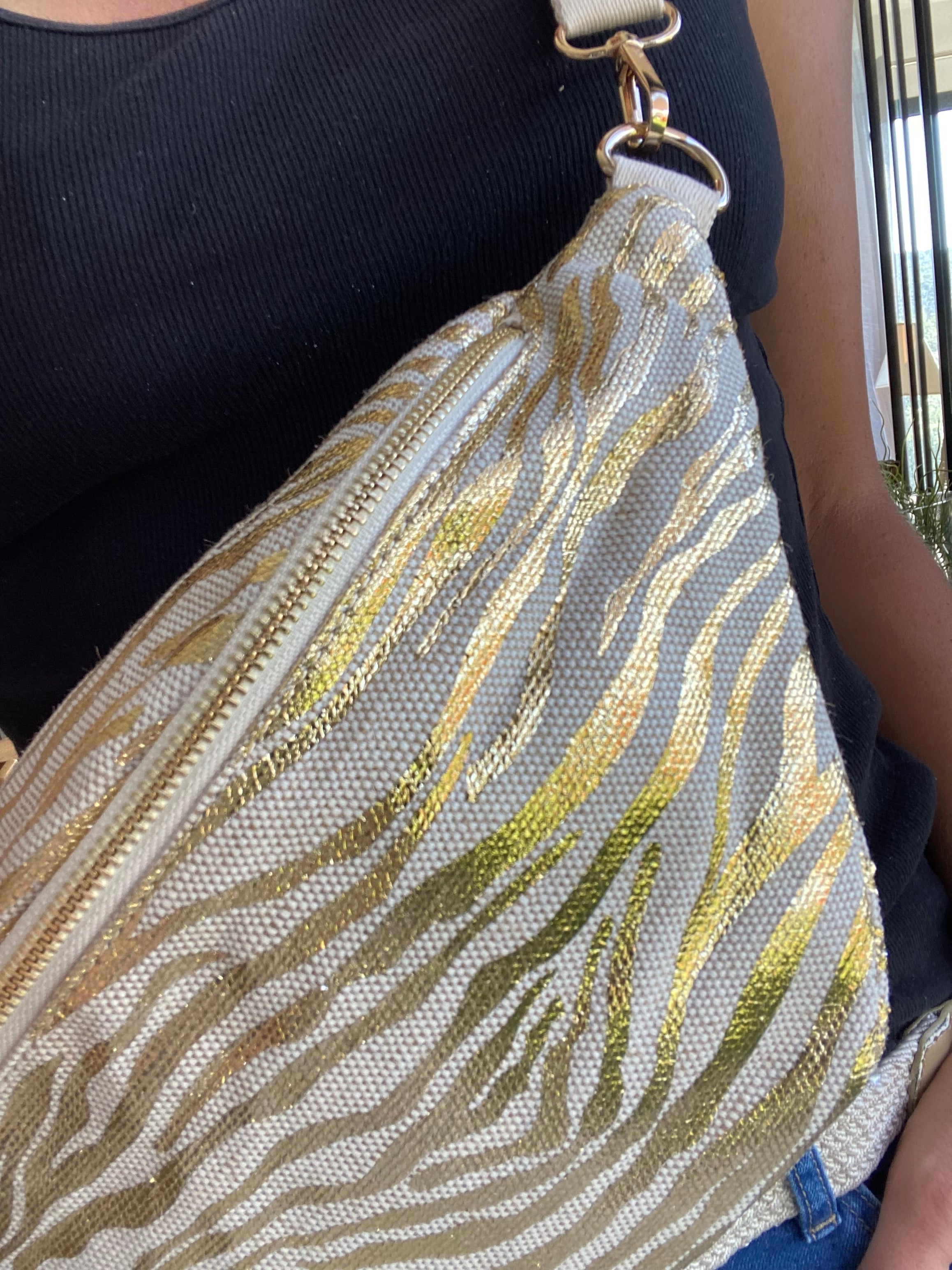 Sac banane XL en toile zebrée doré - KATE - FIN DE SÉRIE