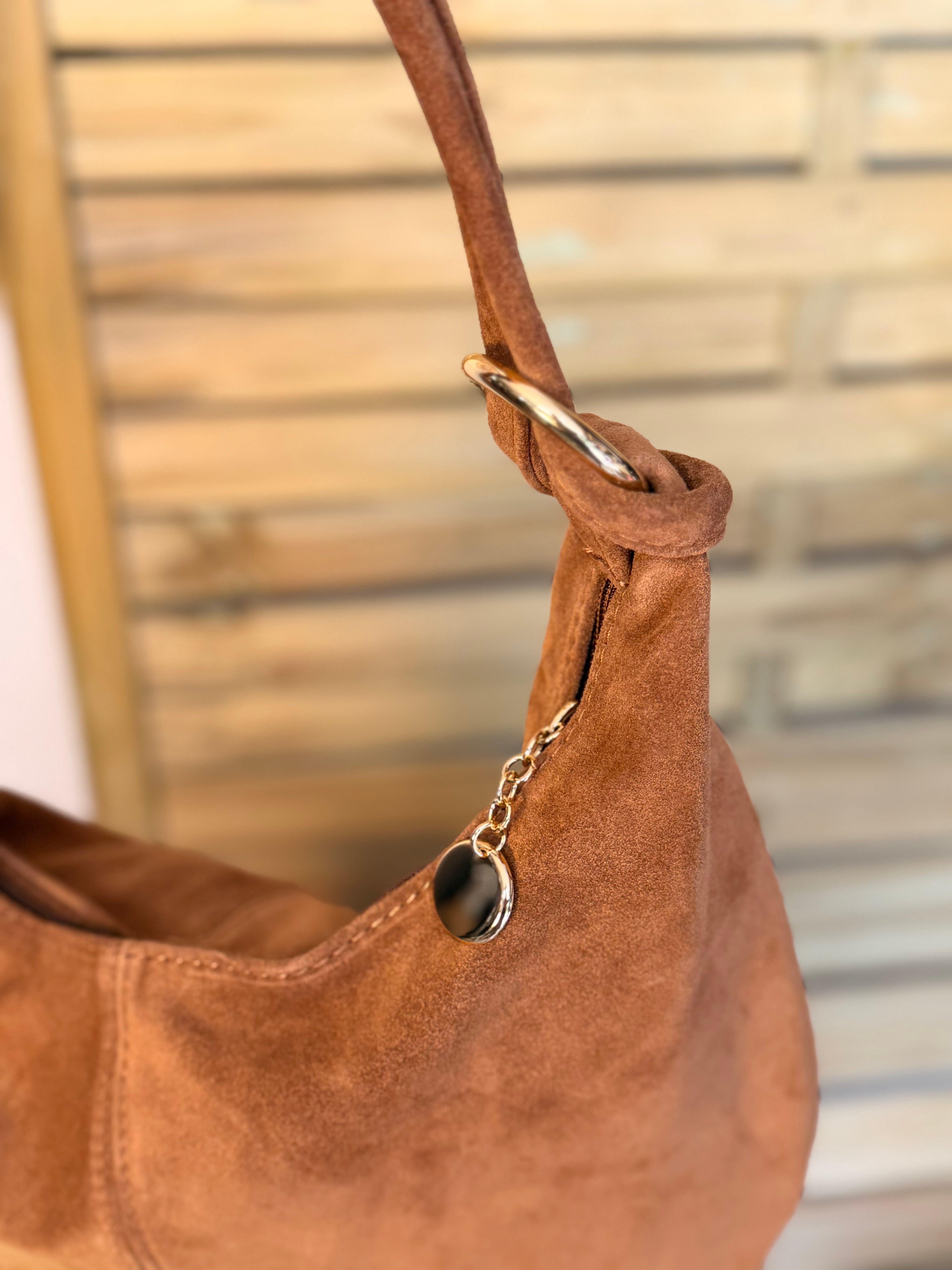 Sac besace hobo en cuir daim souple avec anneaux WILLIAM - Camel