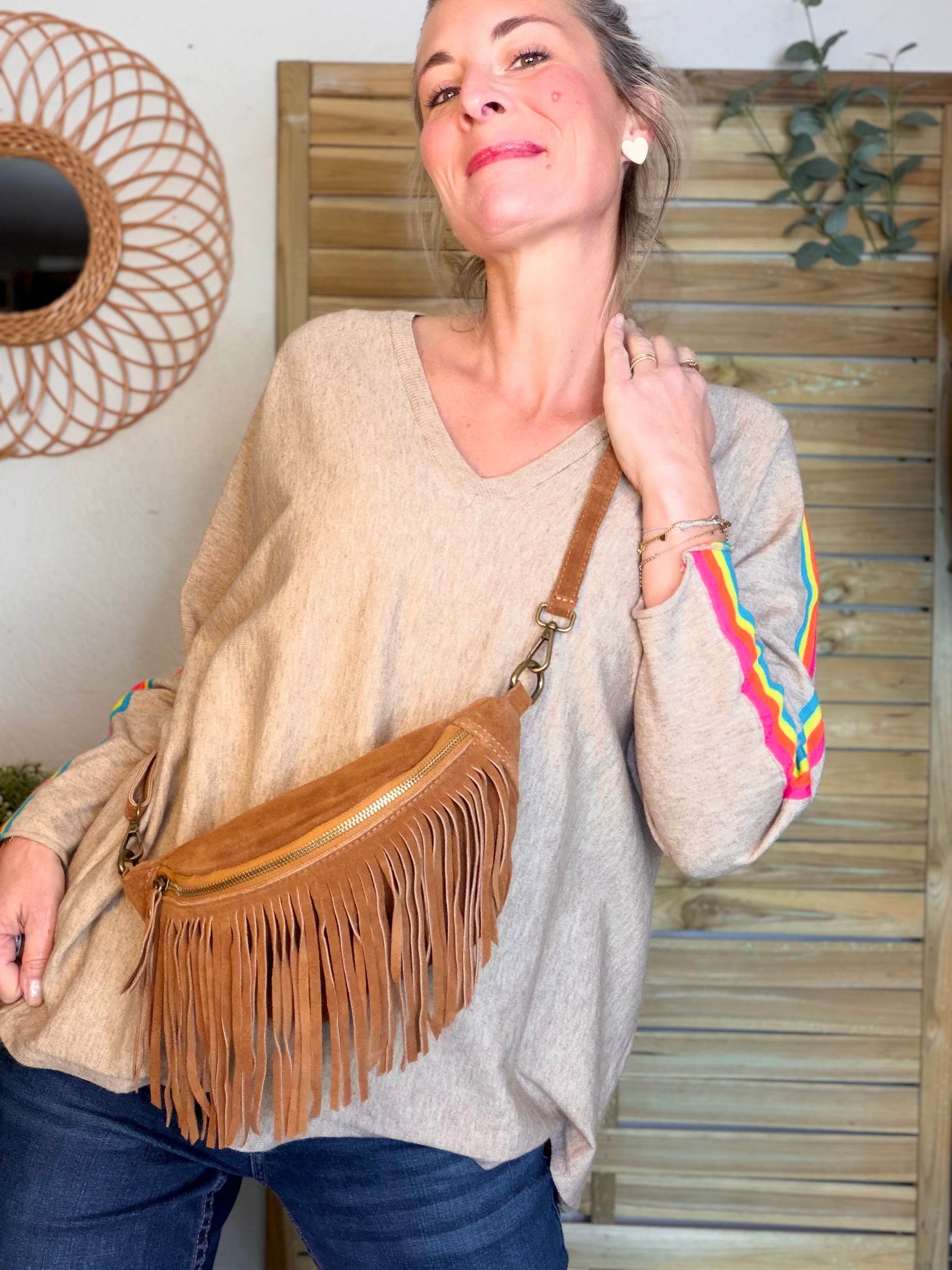 Sac banane avec franges en cuir daim - PIETRA - Camel