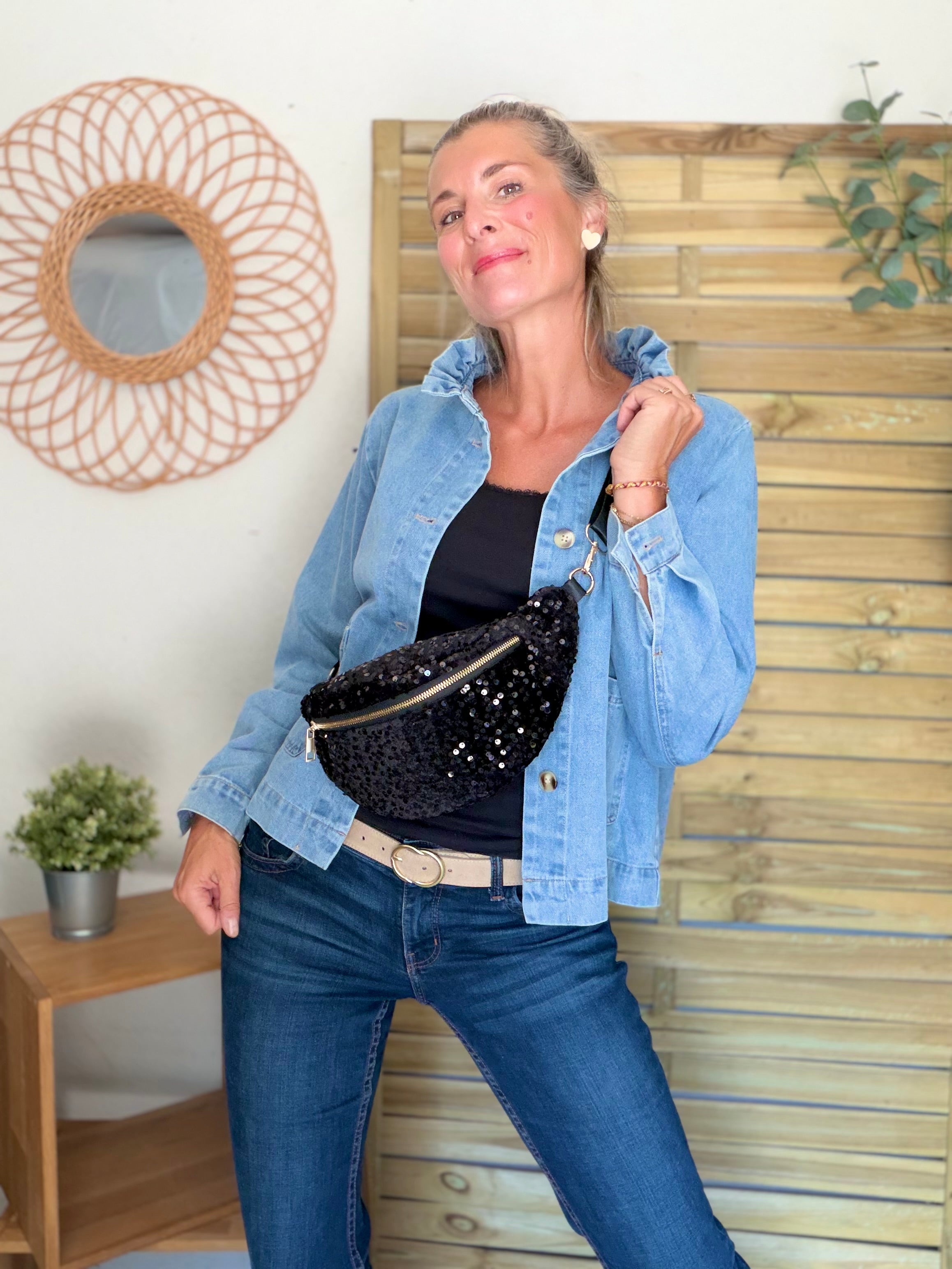 ⚡️ ARRIVAGE - Sac banane velours à sequins DAISY - Noir