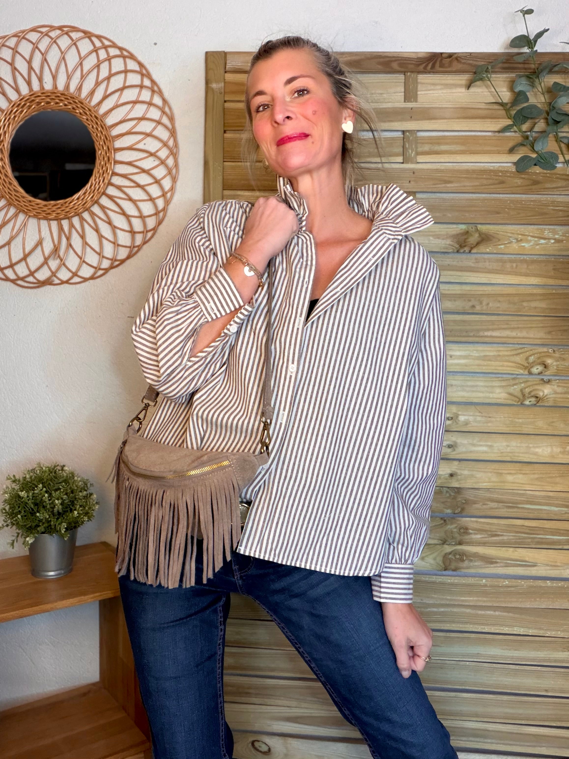 Sac banane avec franges en cuir daim - PIETRA - Taupe