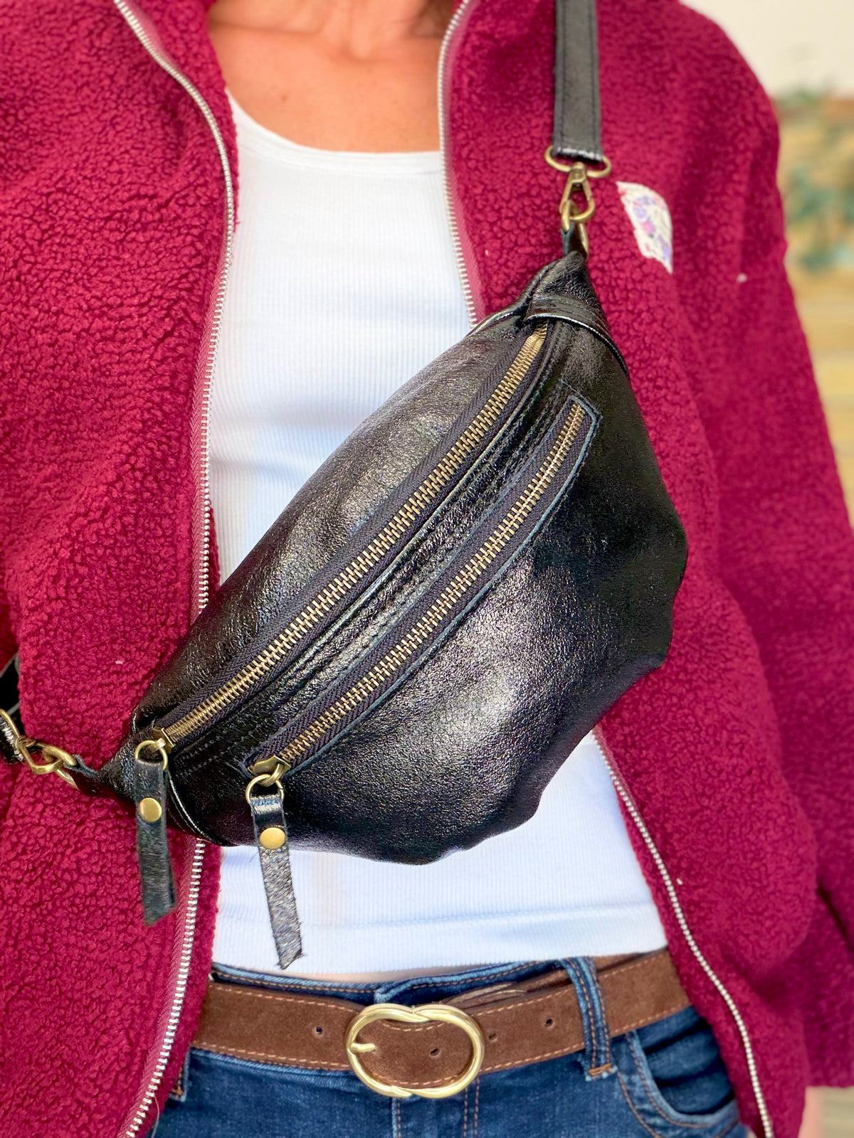 Sac banane en cuir irisé double poche - OPALE - Noir / Laiton
