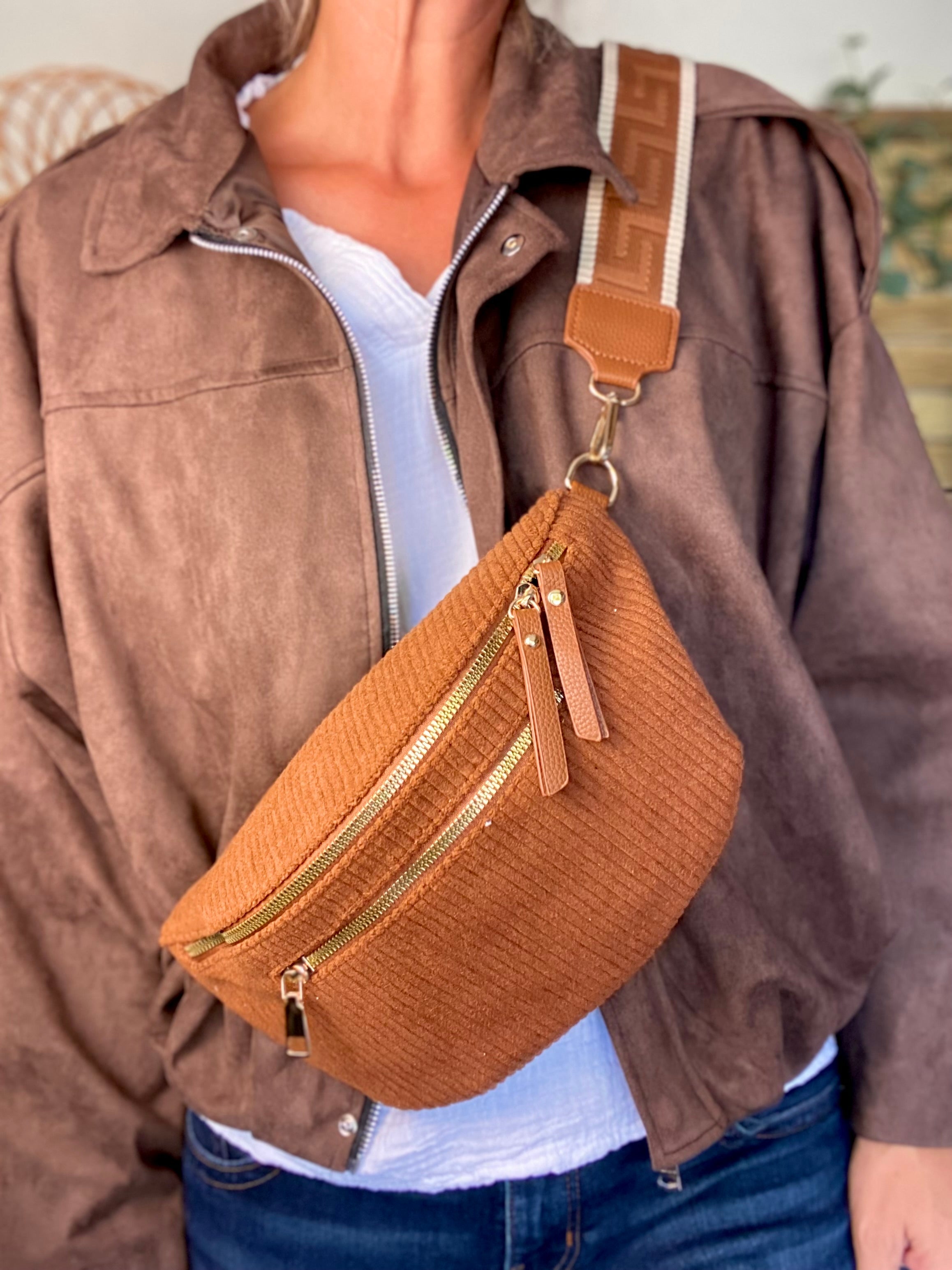 Sac banane L en velours côtelé 2 zips et sangle fantaisie - ASHLY - Camel foncé (côtelé large)
