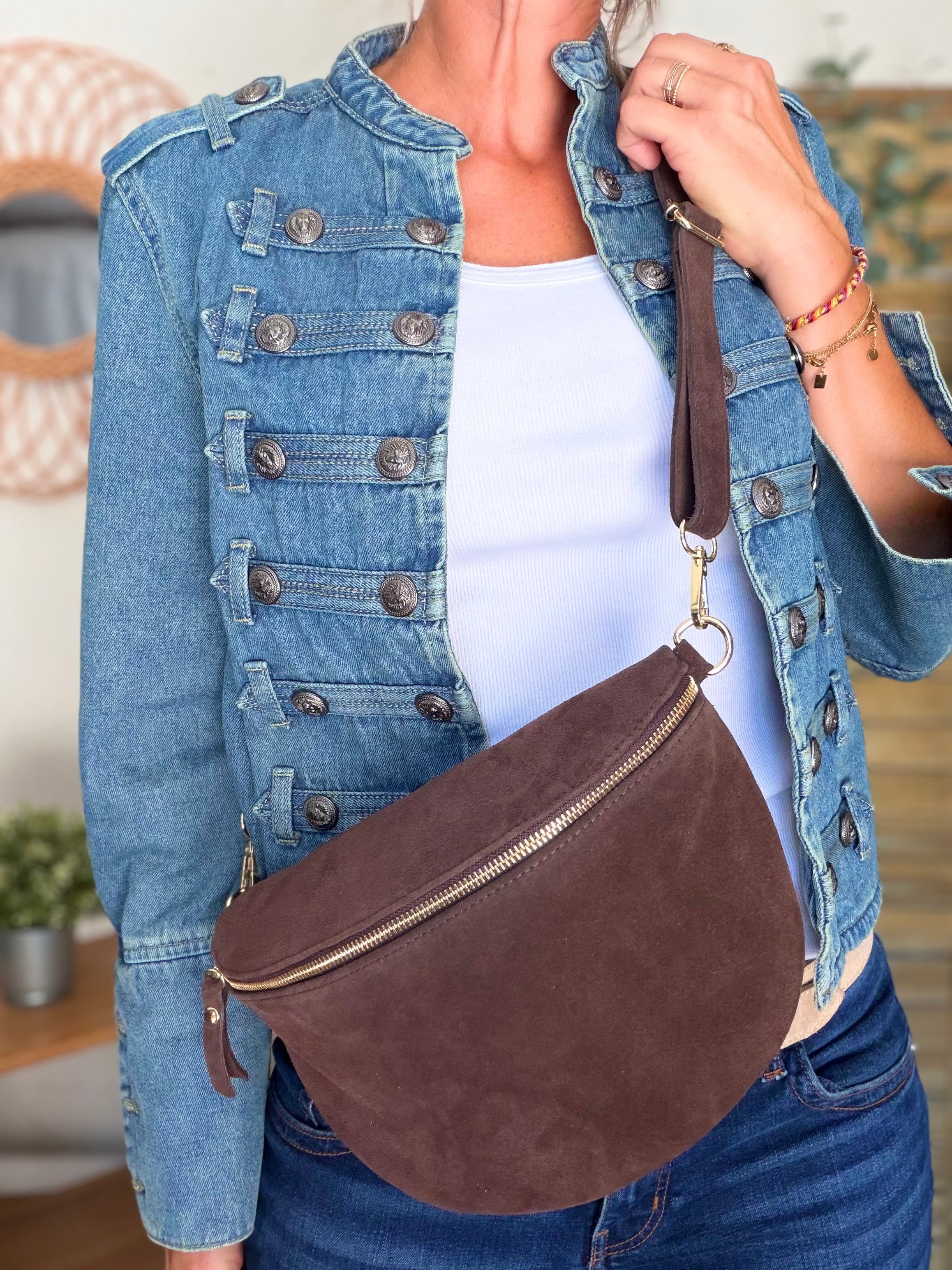 Sac banane XL en cuir velours 30cm JUDY - Chocolat