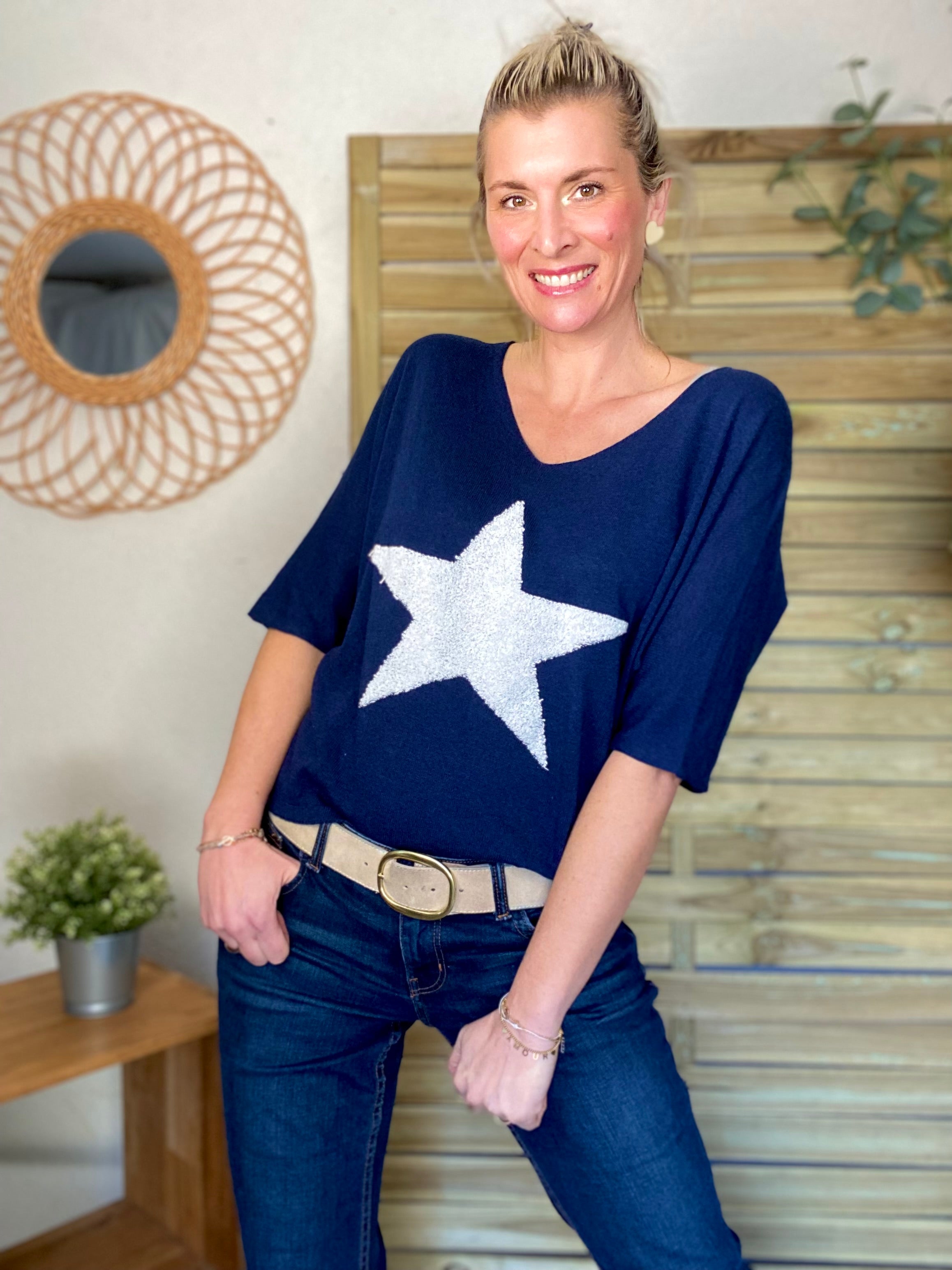 Pull fin Étoile ⭐️ col V PÉNÉLOPE - Bleu marine