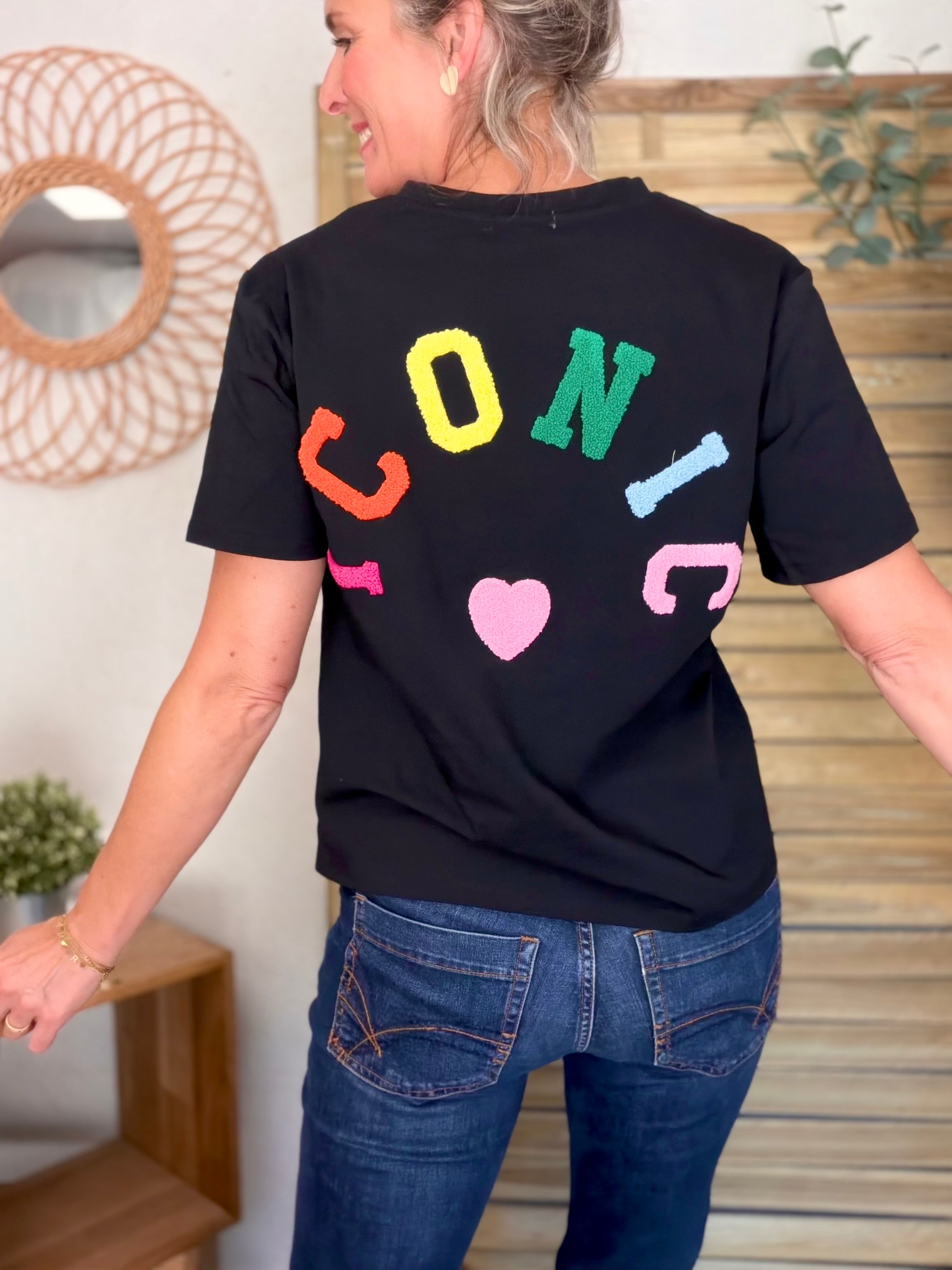 Tee shirt col V ICONIC club multicolore CARO - Noir