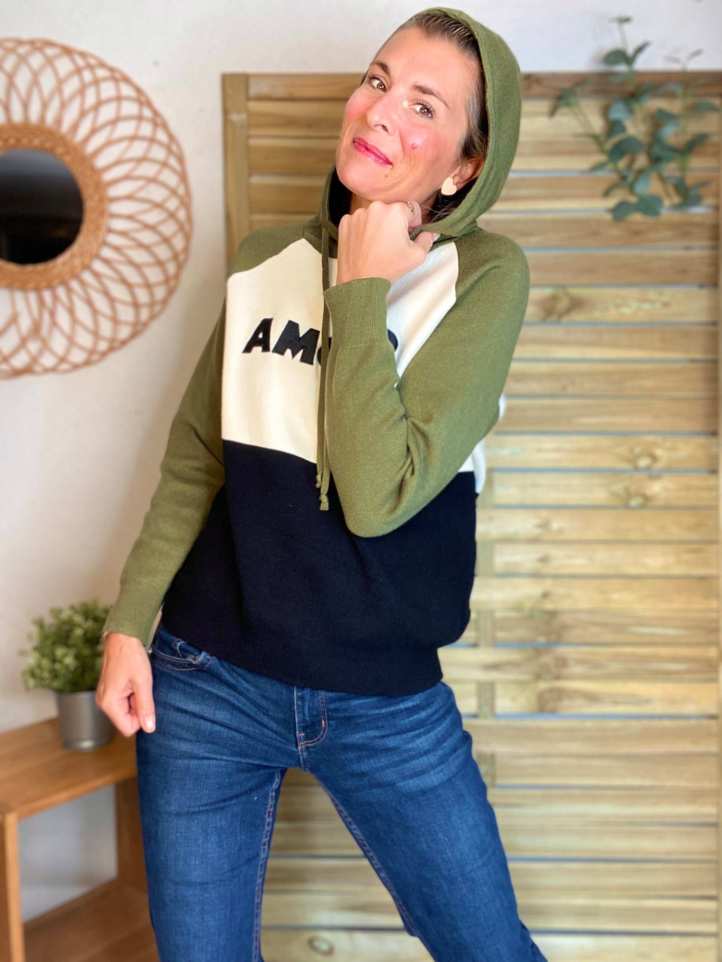 Pull à capuche AMOUR - NORA