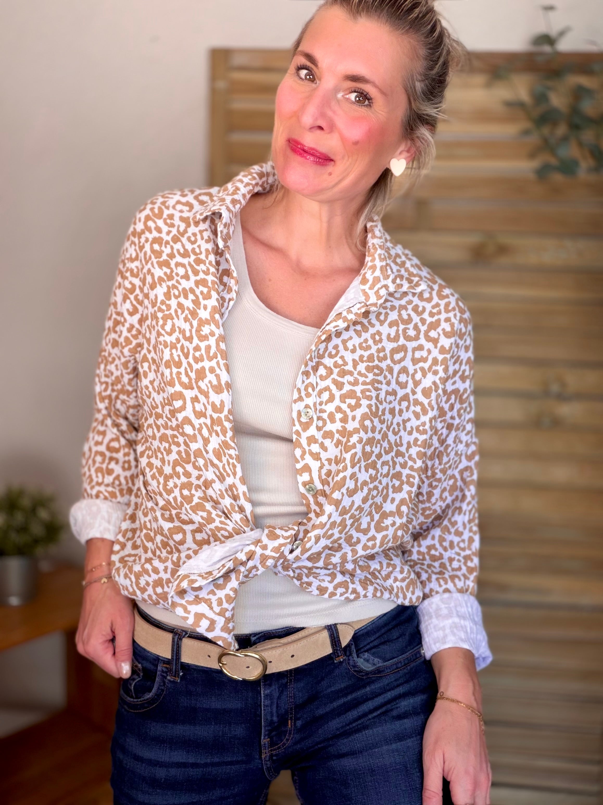 Chemise en gaze de coton imprimé Léo MARCIA - Camel