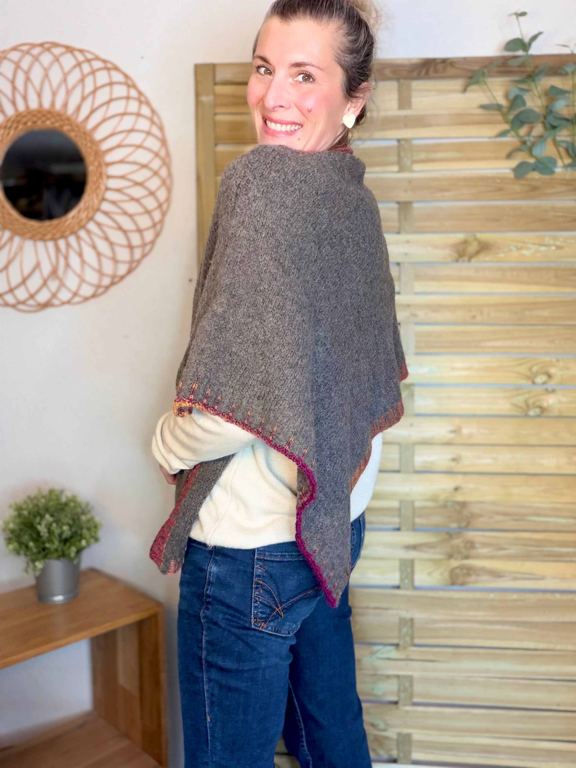 Poncho asymétrique GISÈLE - Taupe