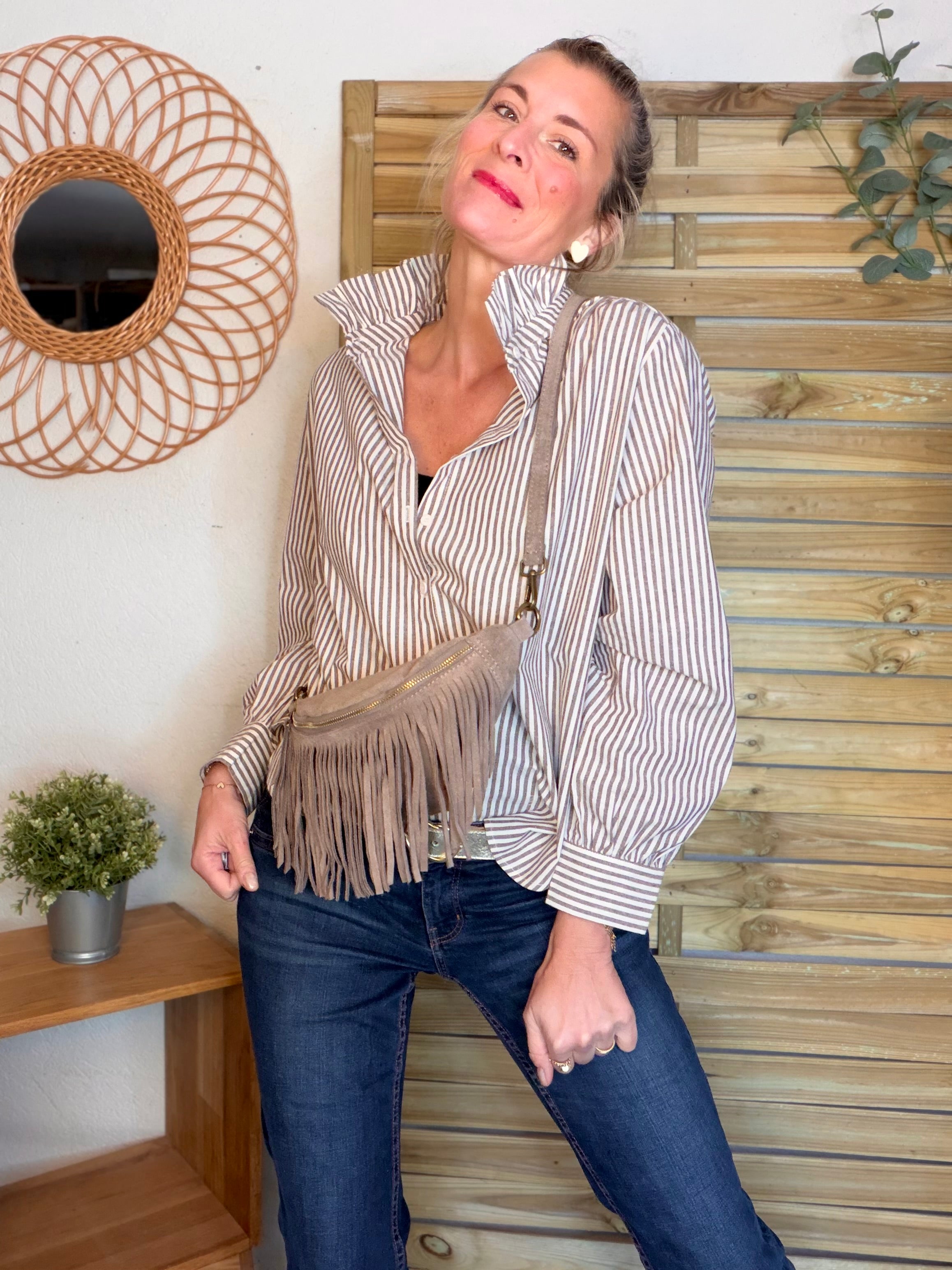 Chemise en coton rayée col victorien BRIGITTE - Café