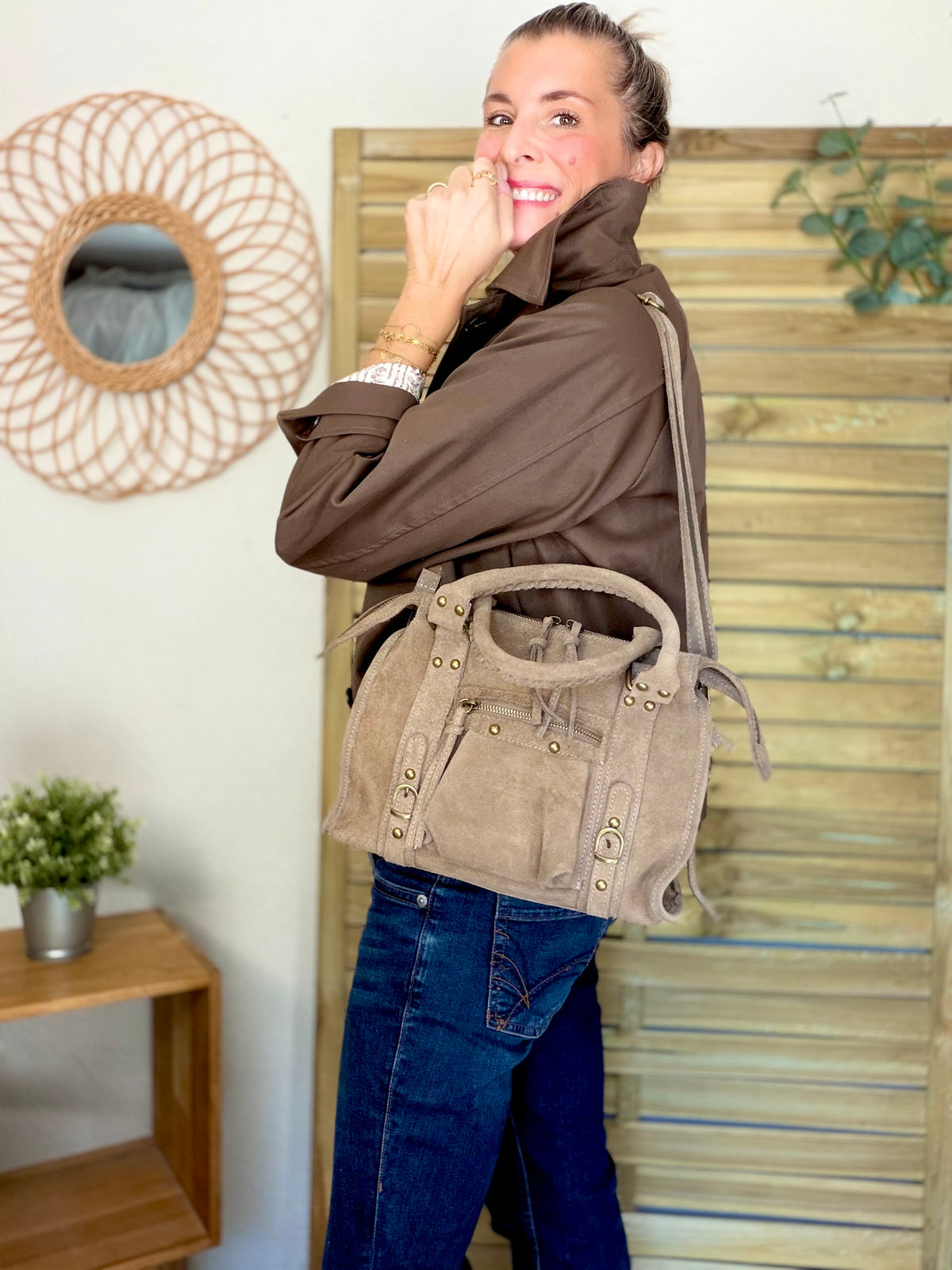 Sac à main en cuir daim • HUNTER Petit format - Taupe