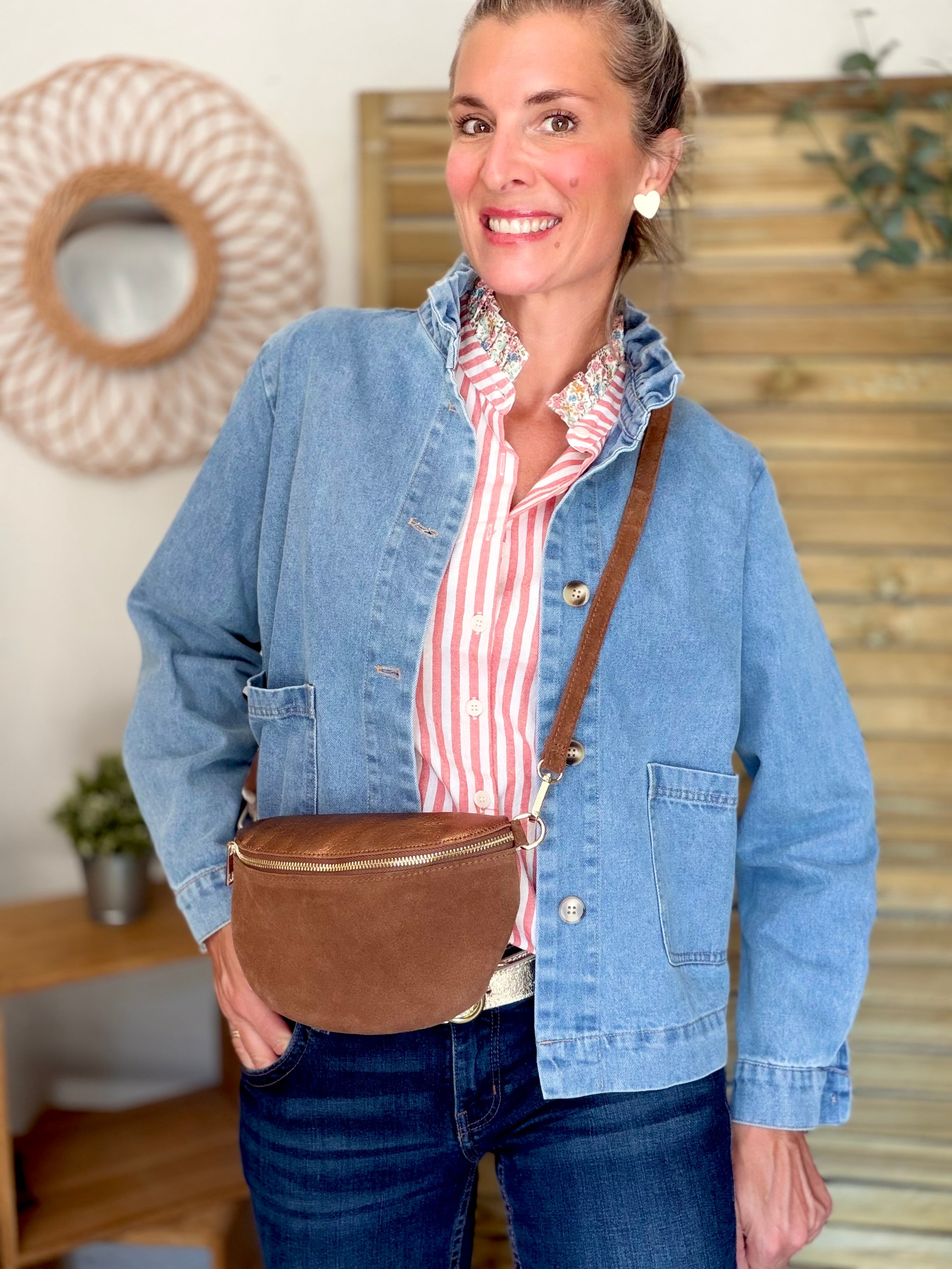 Veste courte légère col volanté JUNON Jean clair