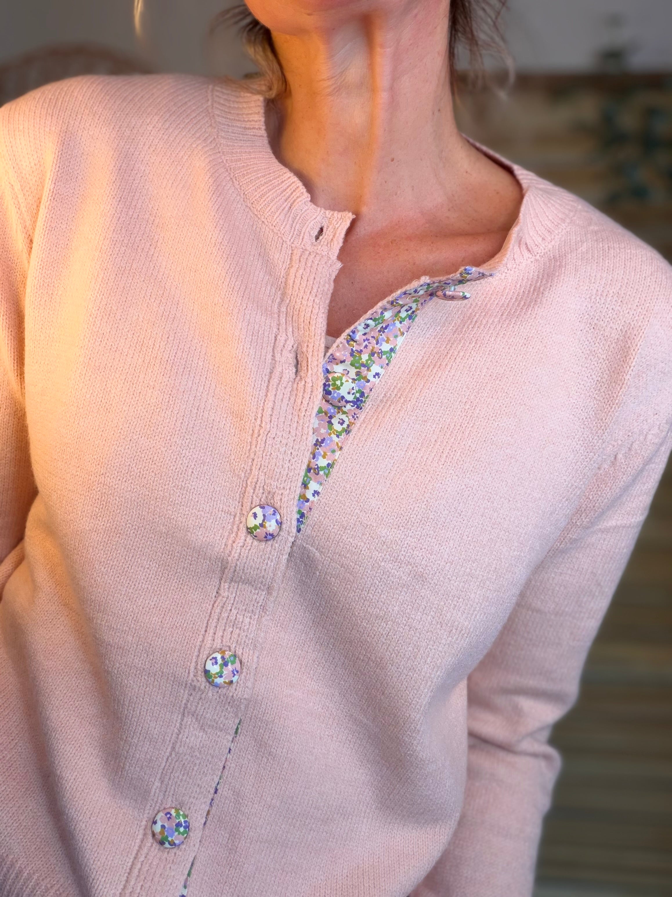 ⚡️ ARRIVAGE - Gilet rose avec détails Liberty ANÉMONE