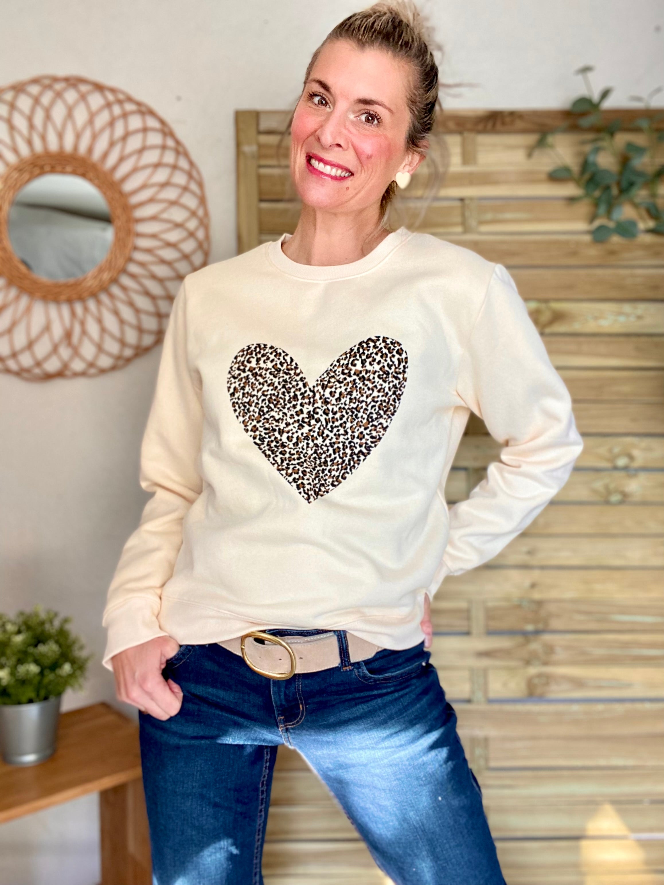 Sweat coeur Léo 🐆 ALBERTINE Beige